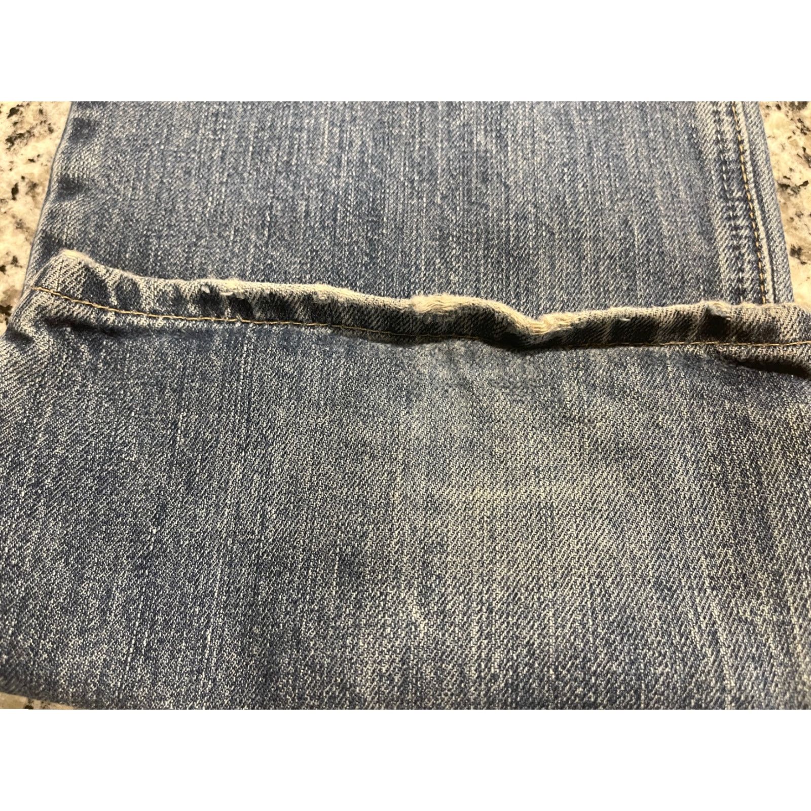 Ariat Ariat Jeans Mens 32 Blue Denim Relaxed Bootcut Cowboy Southwestern 5-Pocket Logo Button Zipper Regular fitting 35 Inseam Jeans Mens Size US 32 / EU 48 - 3 Thumbnail