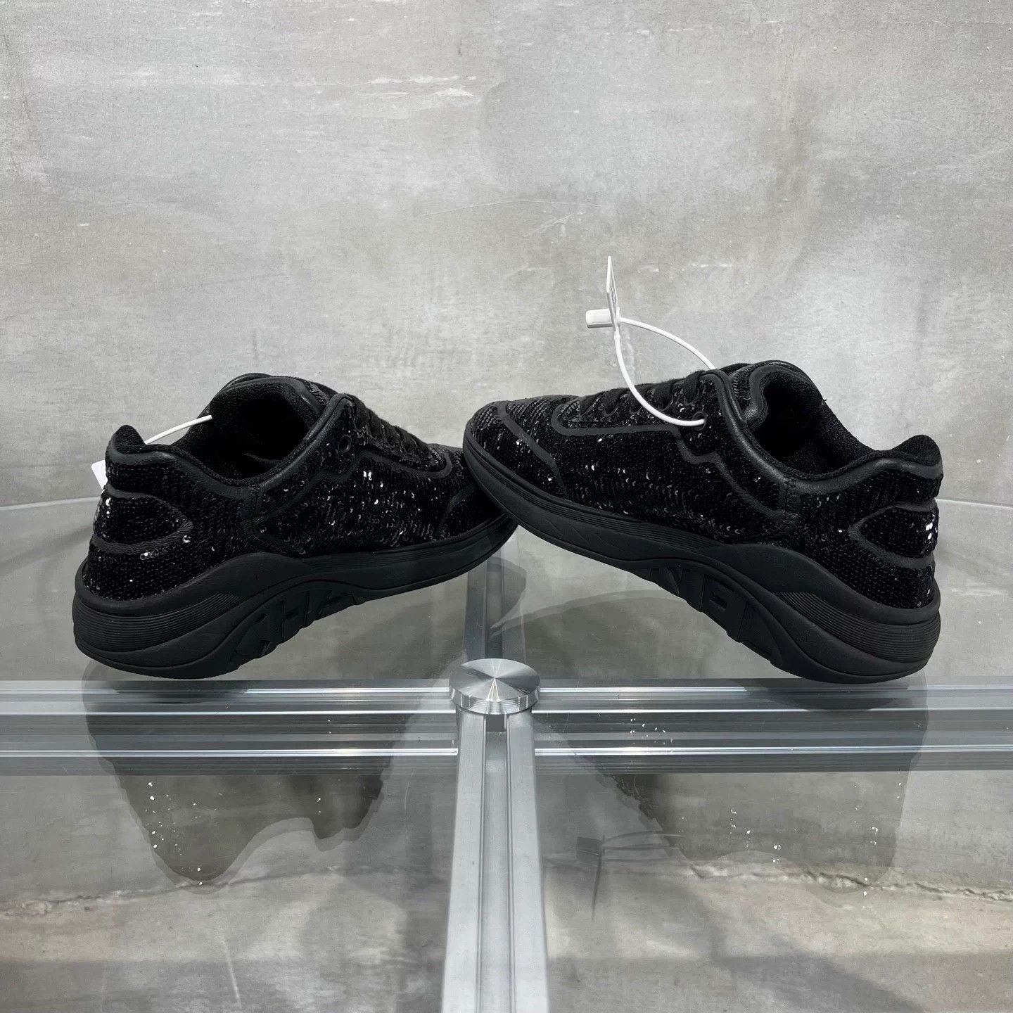 Chanel Chanel Classic Double C Sequin Black Sneakers 38.5 Size US 7.5 / IT 37.5 - 5 Thumbnail