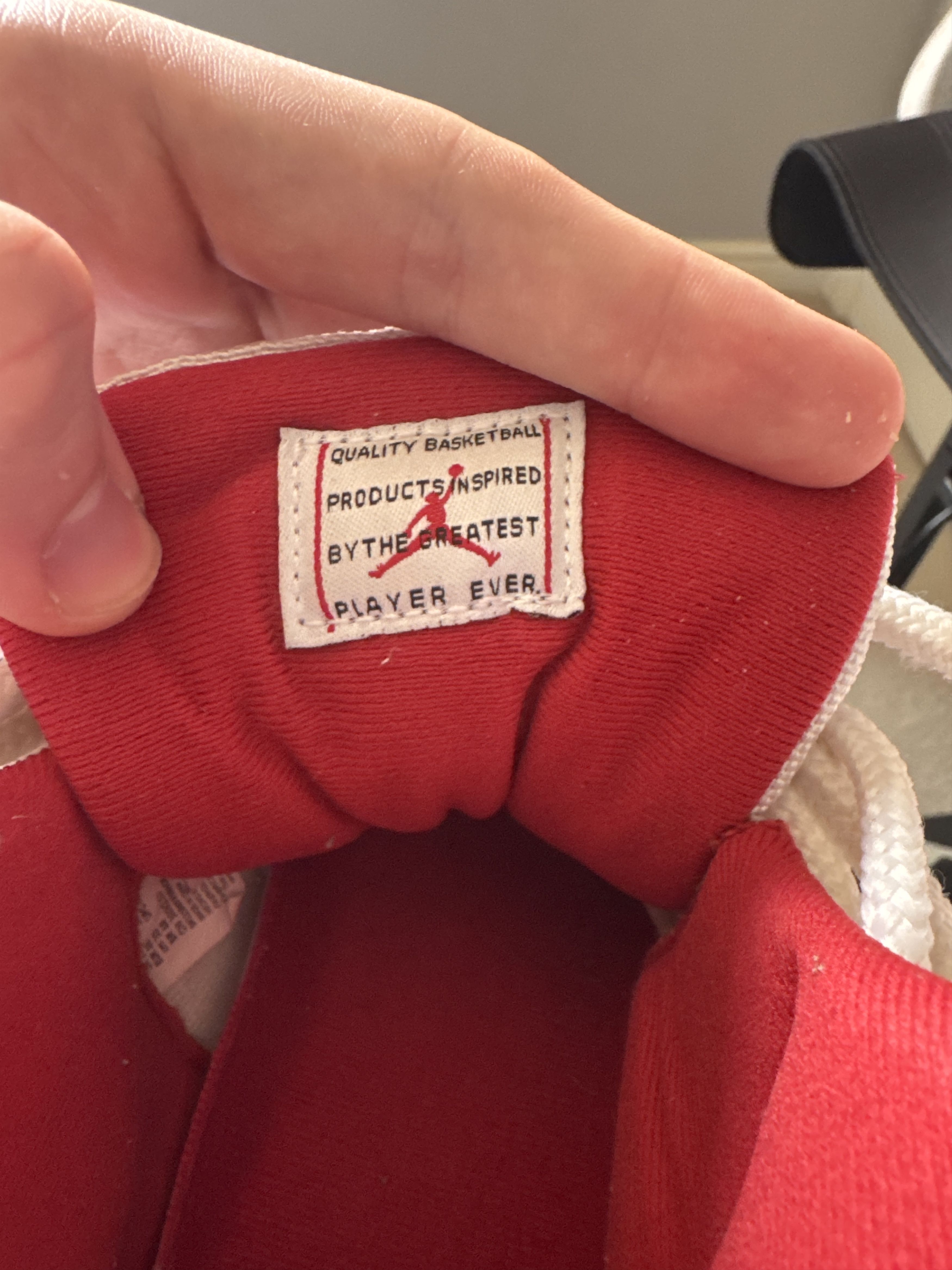 Jordan Brand Jordan 11 Cherry Size US 12 / EU 45 - 9 Thumbnail
