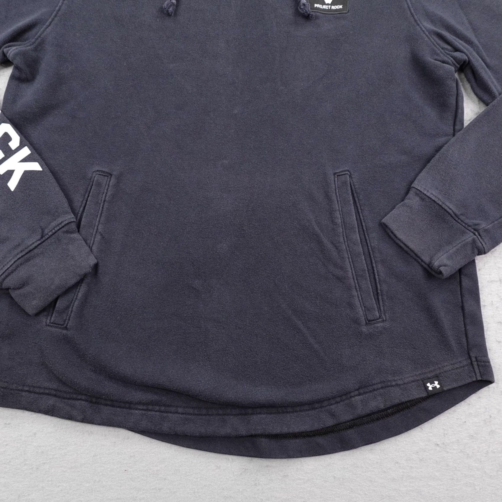 Under Armour Under Armour Hoodie Mens Medium Black Project Rock Pullover Sweatshirt Workout Size US M / EU 48-50 / 2 - 4 Thumbnail
