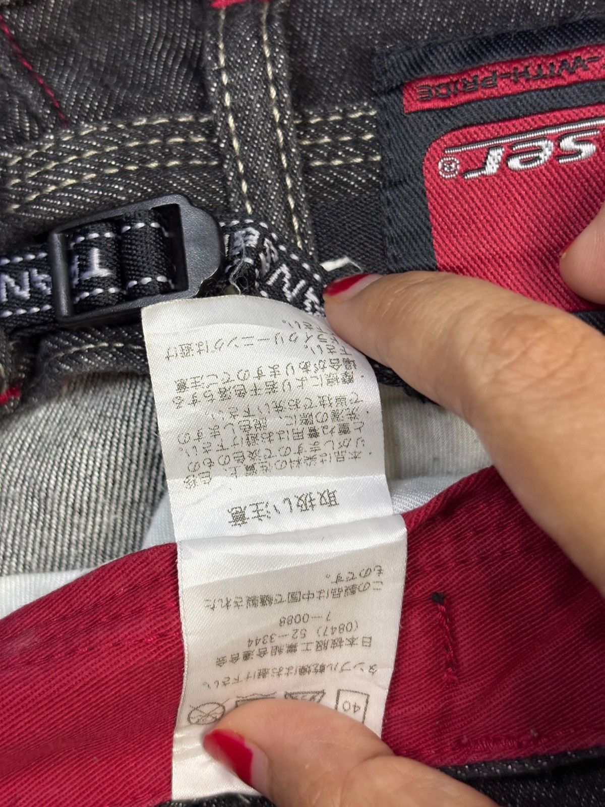 Japanese Brand Vintage Japanese Brand Cargo Distressed Baggy Jeans Size US 29 - 13 Thumbnail
