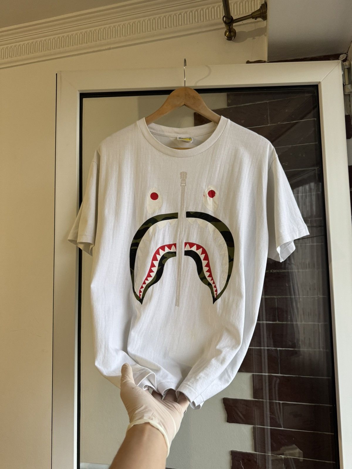 Bape Bape Shark logo tshirt Size US L / EU 52-54 / 3 - 17 Thumbnail