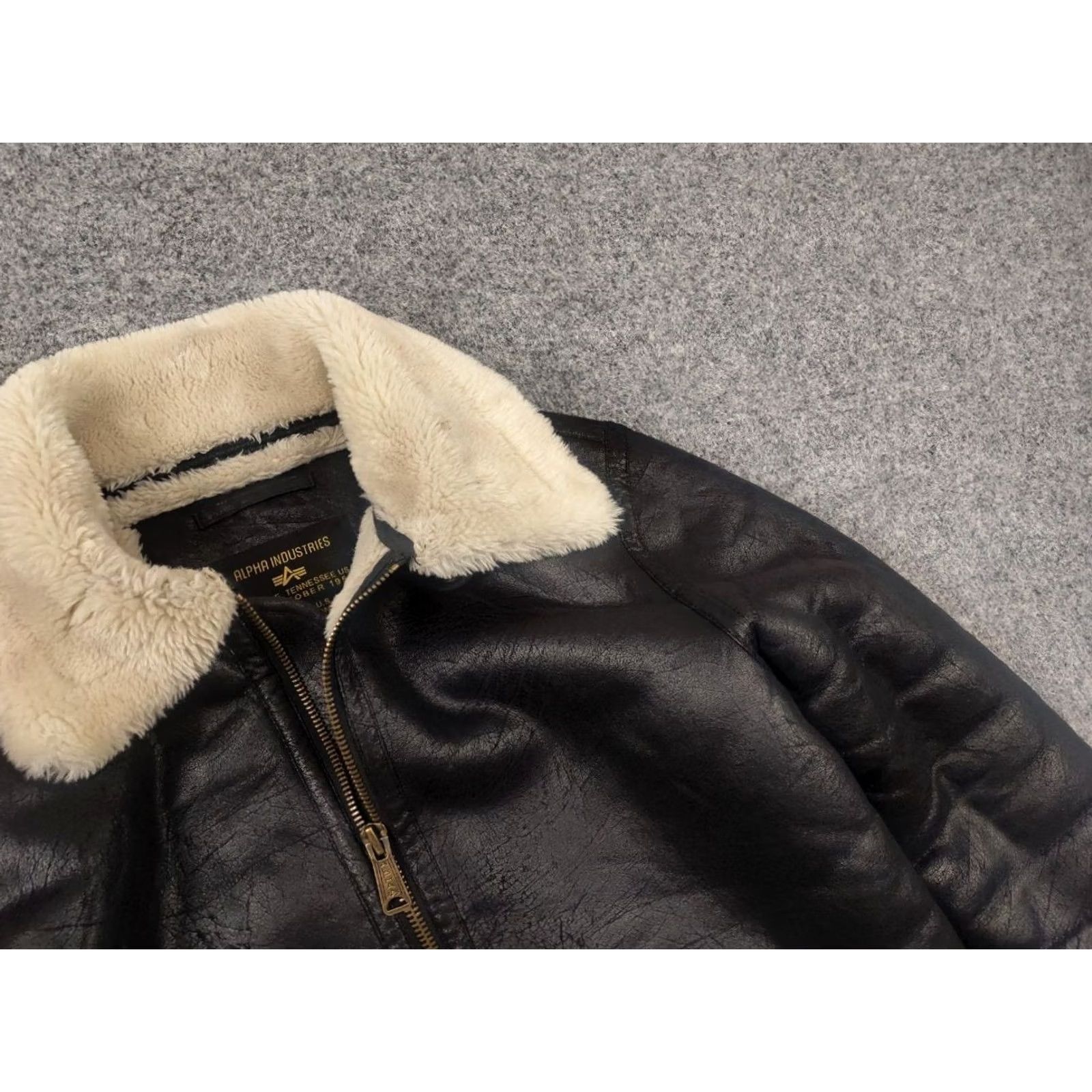 Vintage VINTAGE Alpha B3 Flying Men’s Faux Shearling Black Jacket Winter Army Jacket Size US M / EU 48-50 / 2 - 4 Thumbnail