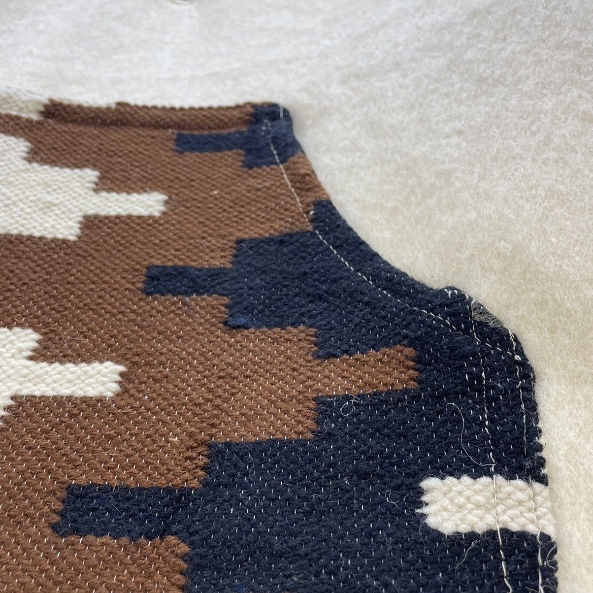 Handmade 🔥Vtg Hand Made Thick Wool Native Blanket Chimayo Inspired Size US L / EU 52-54 / 3 - 7 Thumbnail