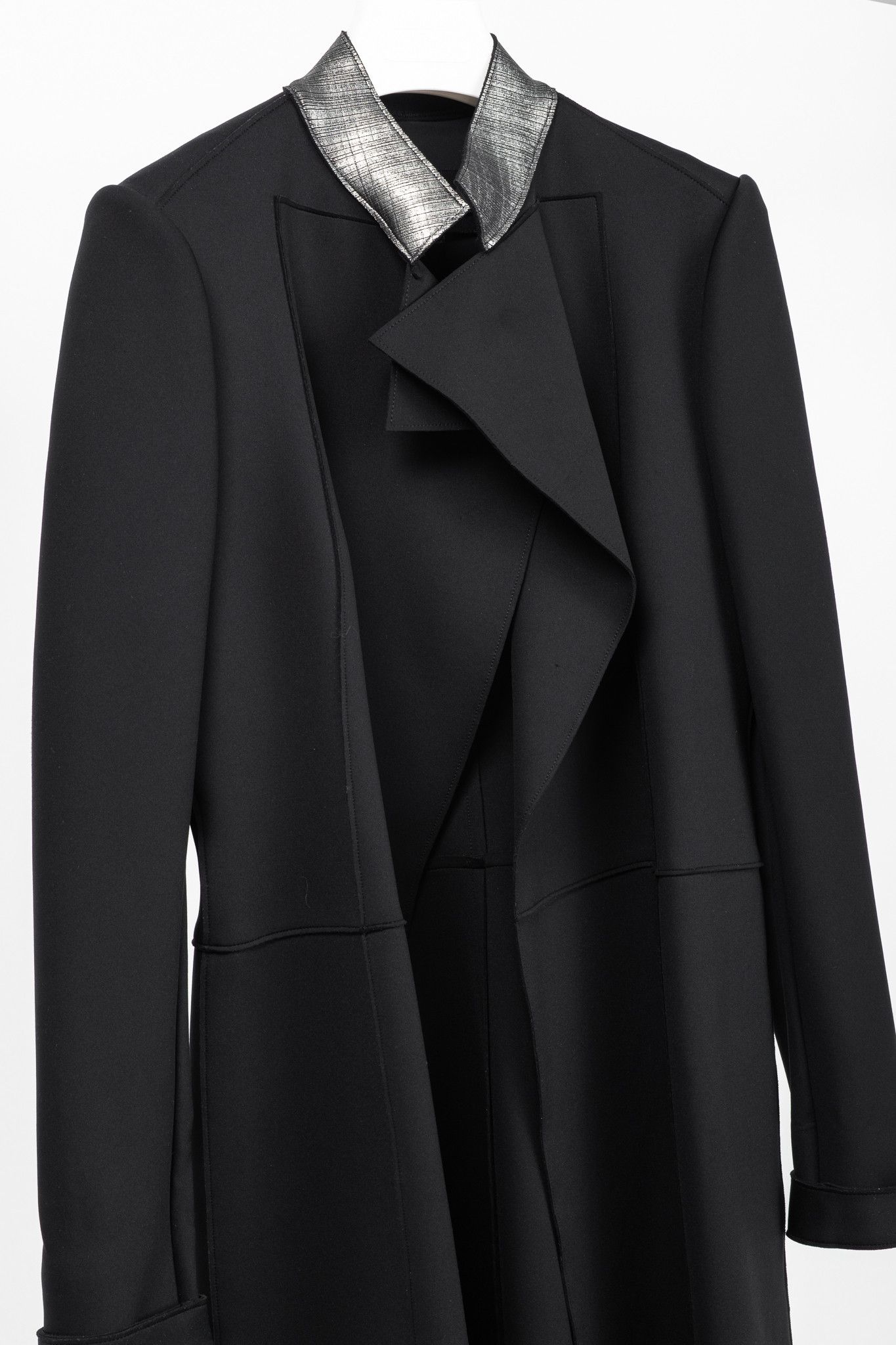 Marie Saint Pierre Marie Saint Pierre Neoprene Metallic-Neck Open-Front Coat Size L / US 10 / IT 46 - 3 Thumbnail