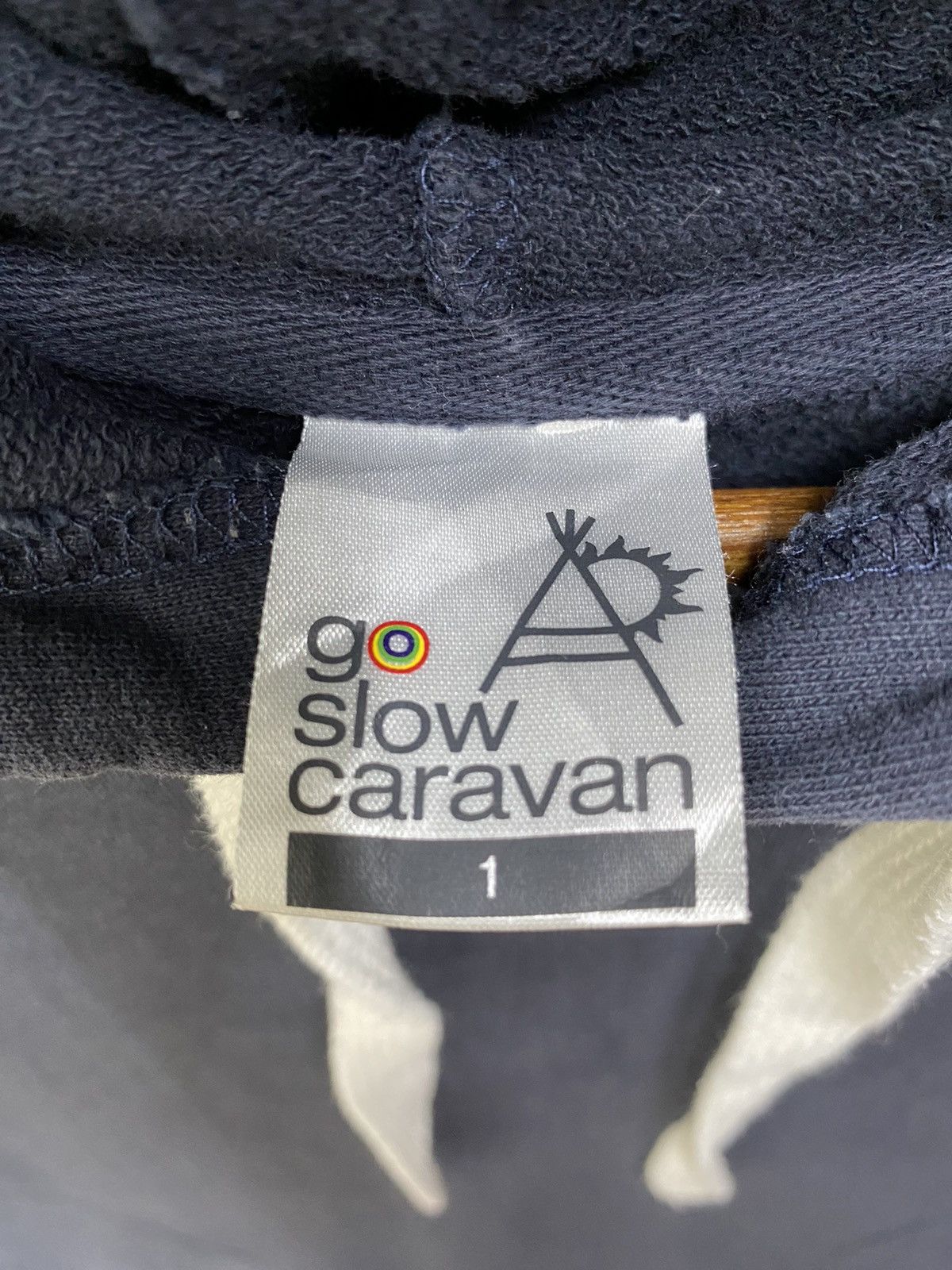 go slow caravan Go Slow Caravan Hoodie Sweatshirt Short Sleeve Jumper Size 1 Size US M / EU 48-50 / 2 - 10 Thumbnail