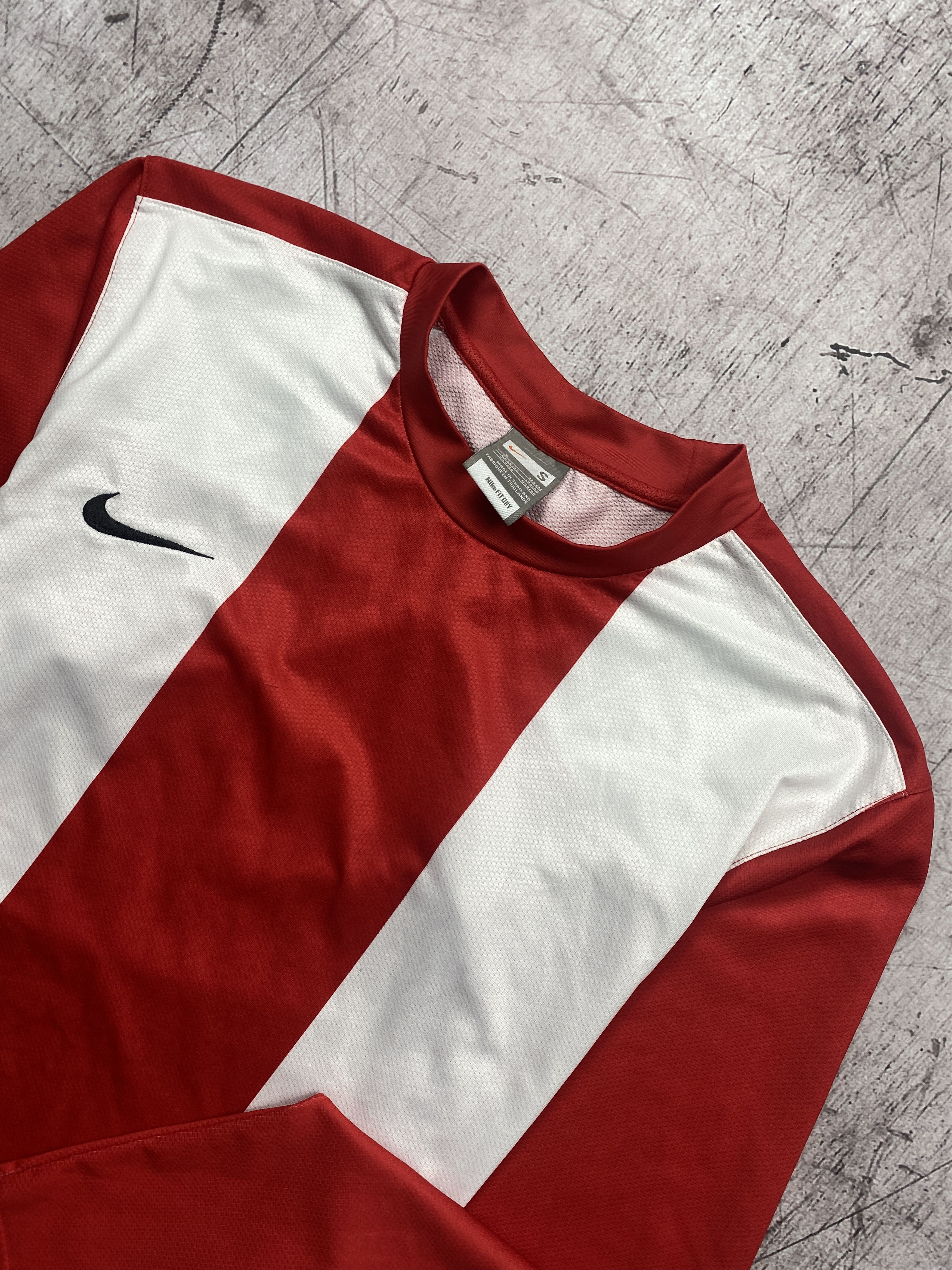 Nike × Vintage Nike Vintage Long Sleeve T-Shirt Y2K Tee Size US S / EU 44-46 / 1 - 2 Thumbnail