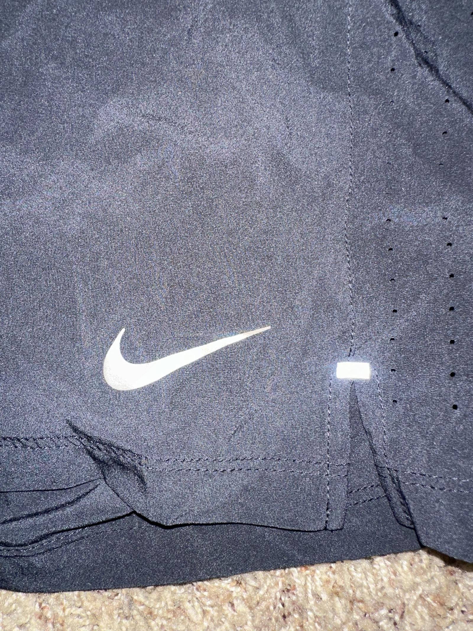 Nike Mens Nike 2-in-1 Compression Shorts Black Volt Neon 2015 Size US 32 / EU 48 - 2 Thumbnail