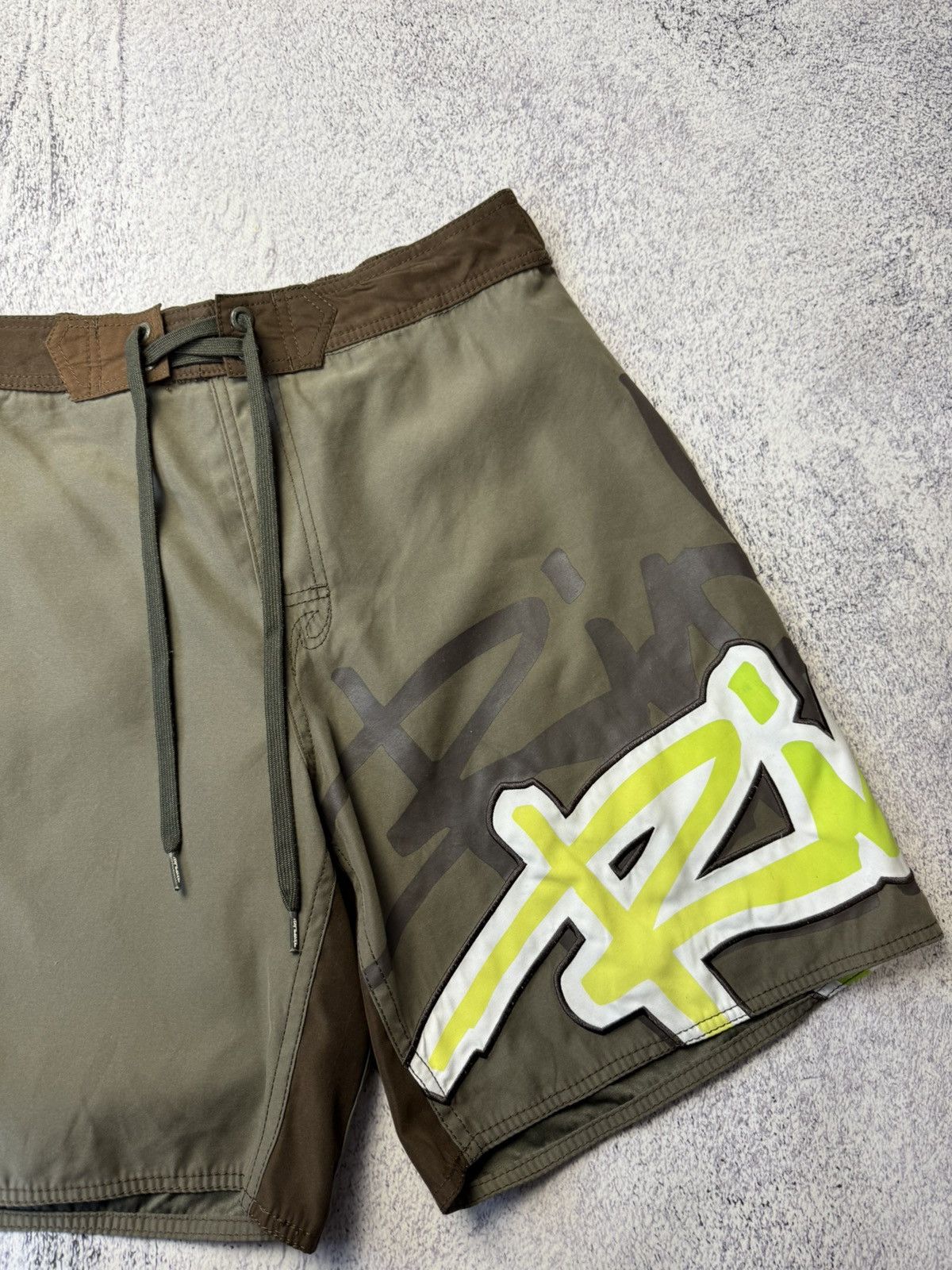 Rip Curl Vintage Rip Curl Big Logo Nylon Shorts USA OOs Size US 34 / EU 50 - 8 Thumbnail