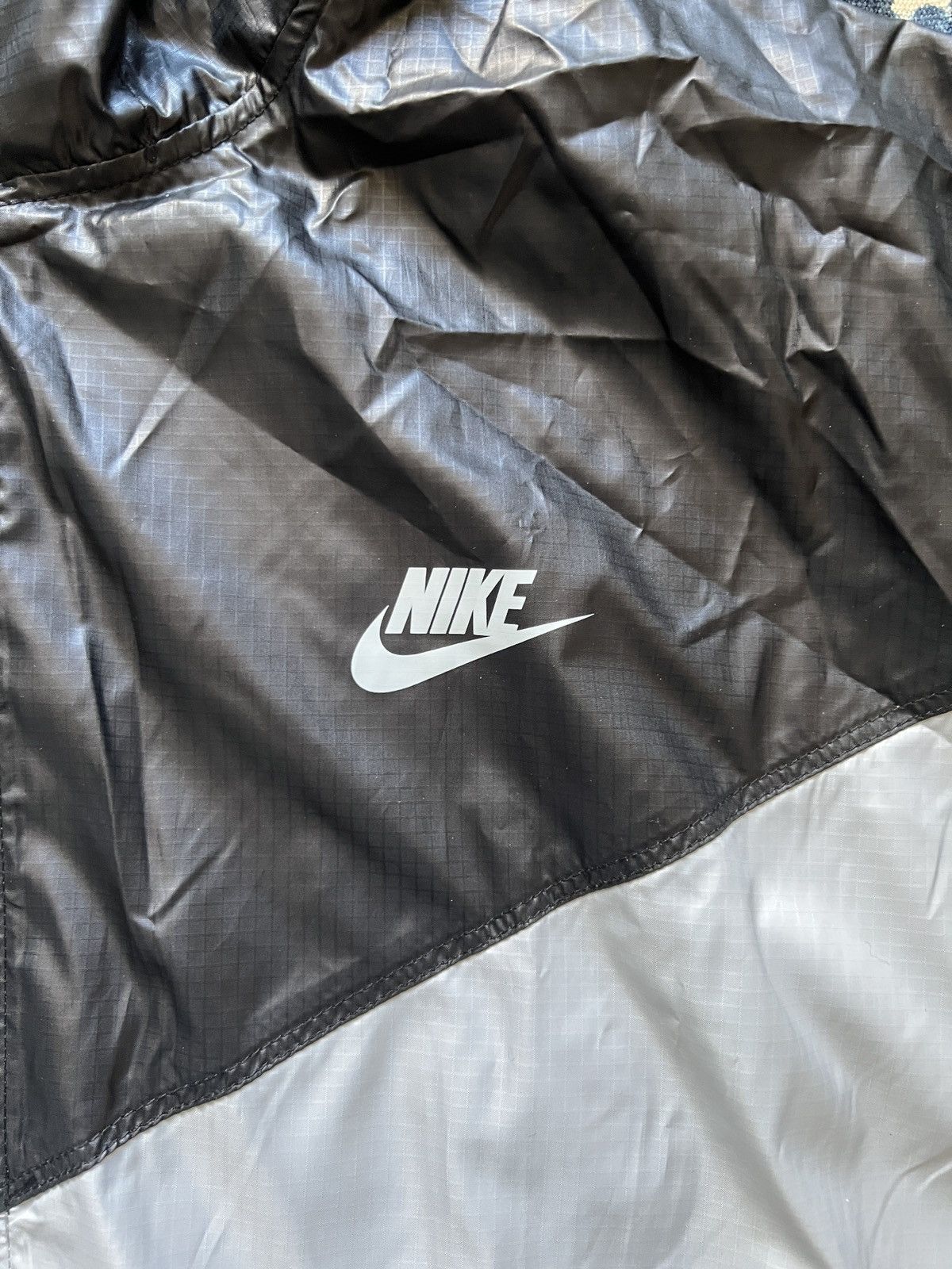 Nike Nike Japan Archive Windrunner Running Jacket Size US L / EU 52-54 / 3 - 5 Thumbnail