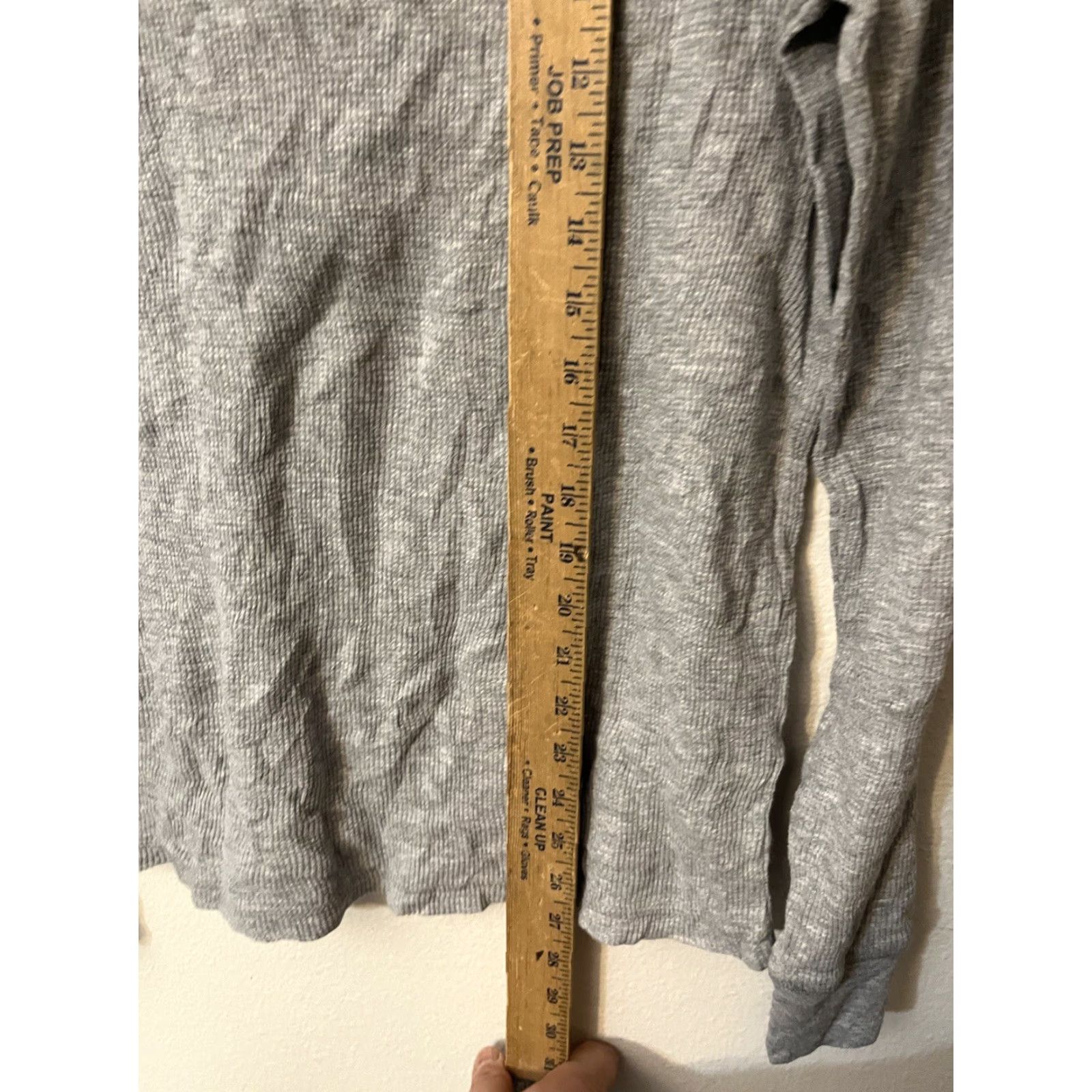 Old Navy Old Navy Mens Medium Soft Washed Gray Waffle CrewNeck Long Sleeve T Shirt Size US M / EU 48-50 / 2 - 4 Thumbnail