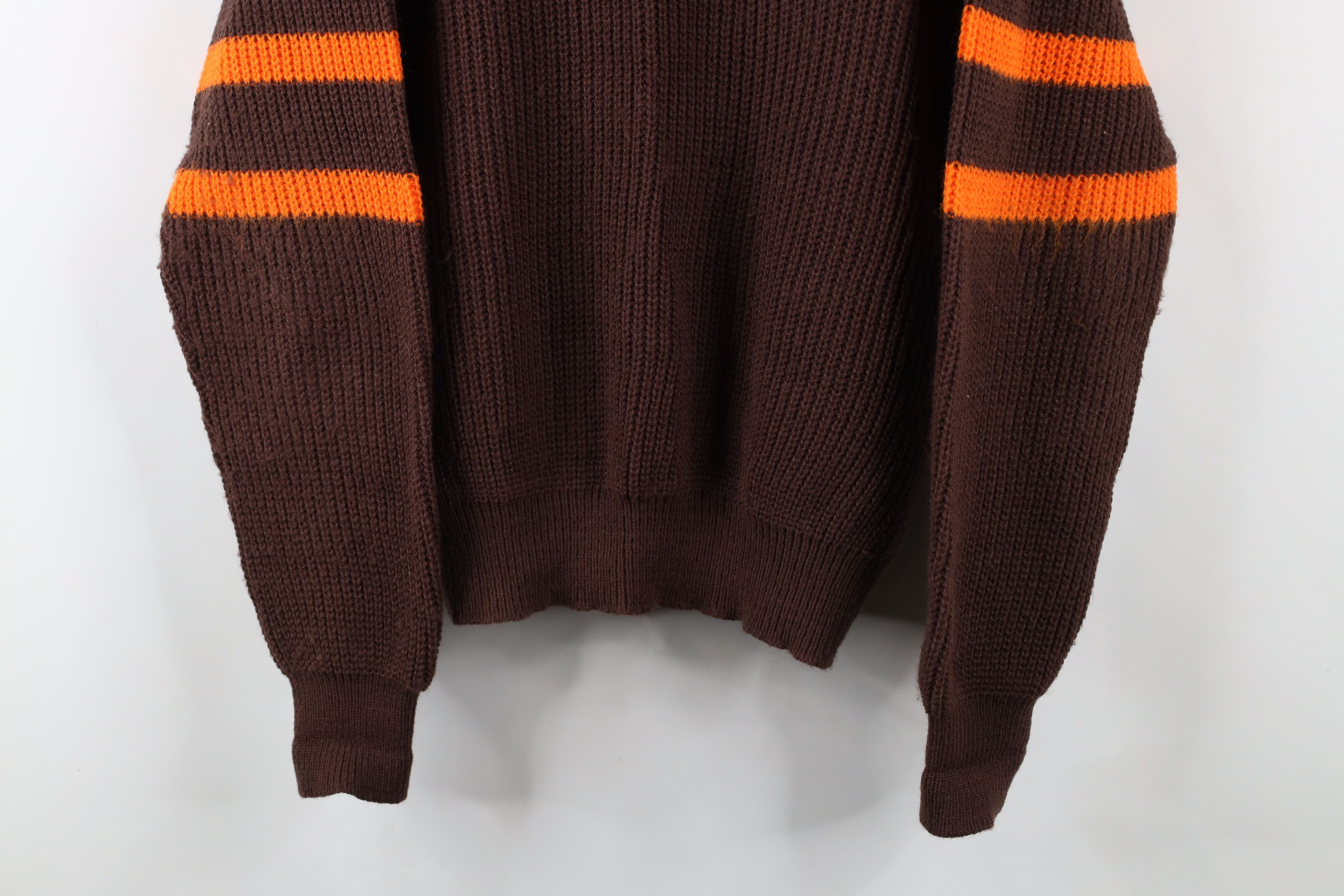 Vintage Vintage 70s 80s Cleveland Browns Football Knit Sweater USA Size US M / EU 48-50 / 2 - 3 Thumbnail