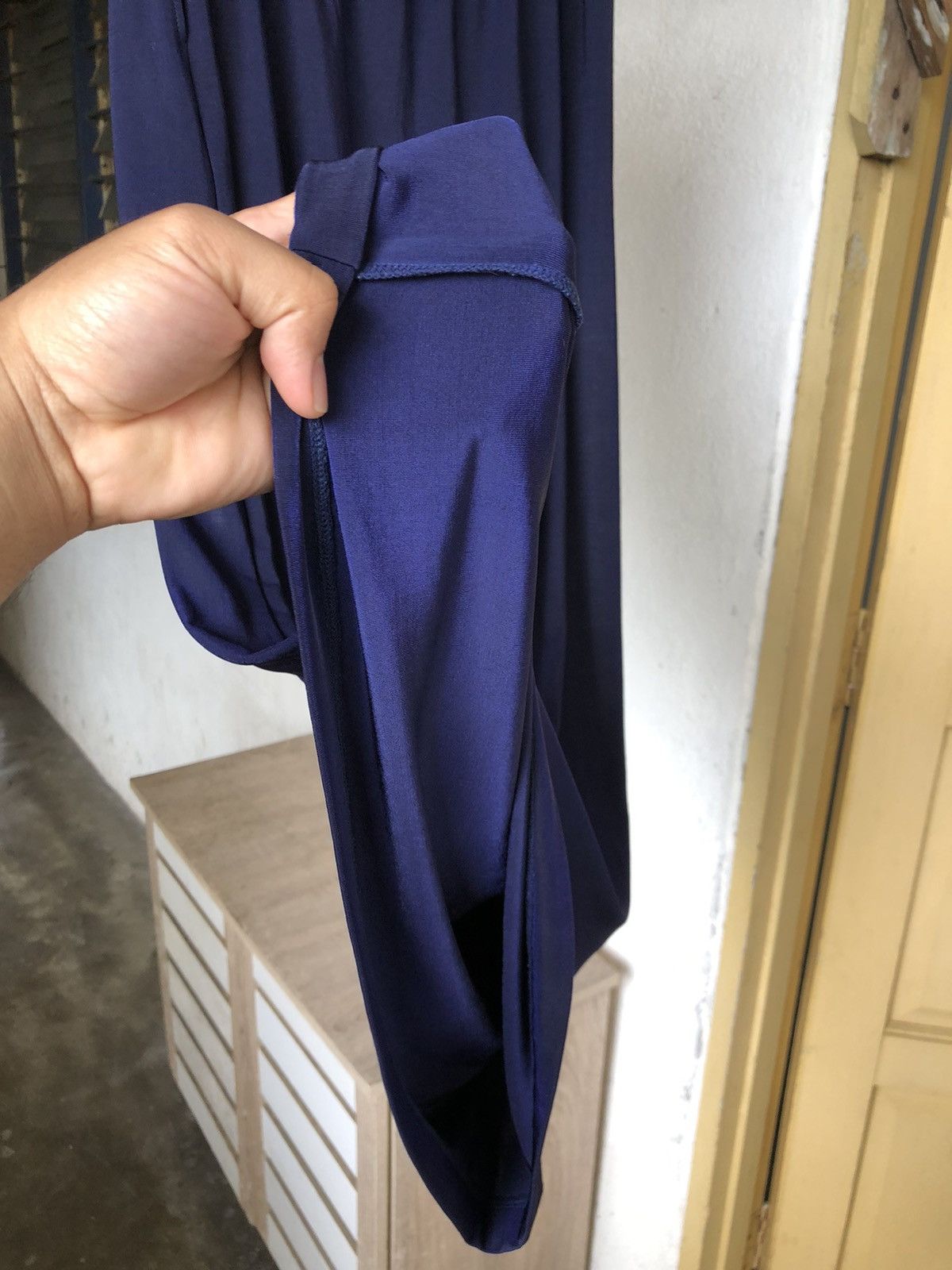 Pleats Please Issey Miyake ✨Vintage Issey Miyake Shiny Blue Stretchable Midi Skirt Size 25" / US 0 / IT 36 - 12 Thumbnail