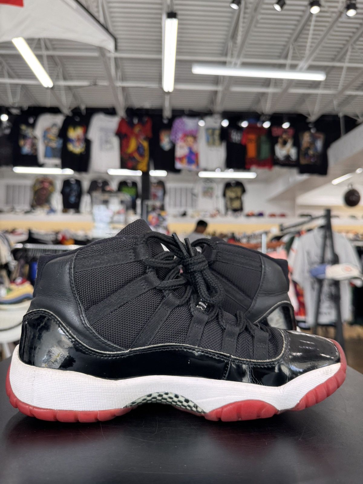 Jordan Brand Air Jordan 11 Retro Playoffs Bread Size 6.5Y (GS) (2019) Size US 6.5 / EU 39-40 - 3 Thumbnail