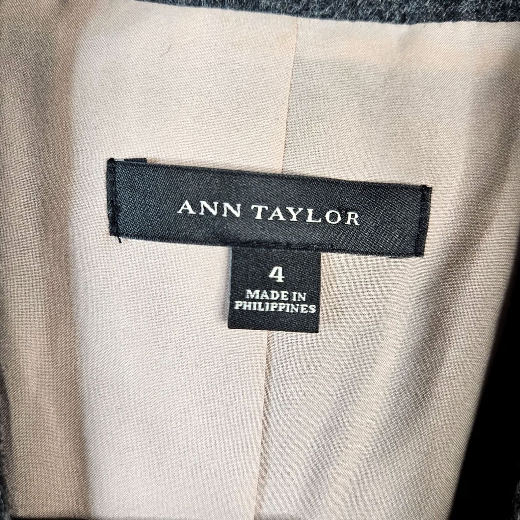 Ann Taylor Ann Taylor Women’s Blazer Two Tone Black Gray Open Front Size 4 Regular Jacket Size S / US 4 / IT 40 - 2 Thumbnail