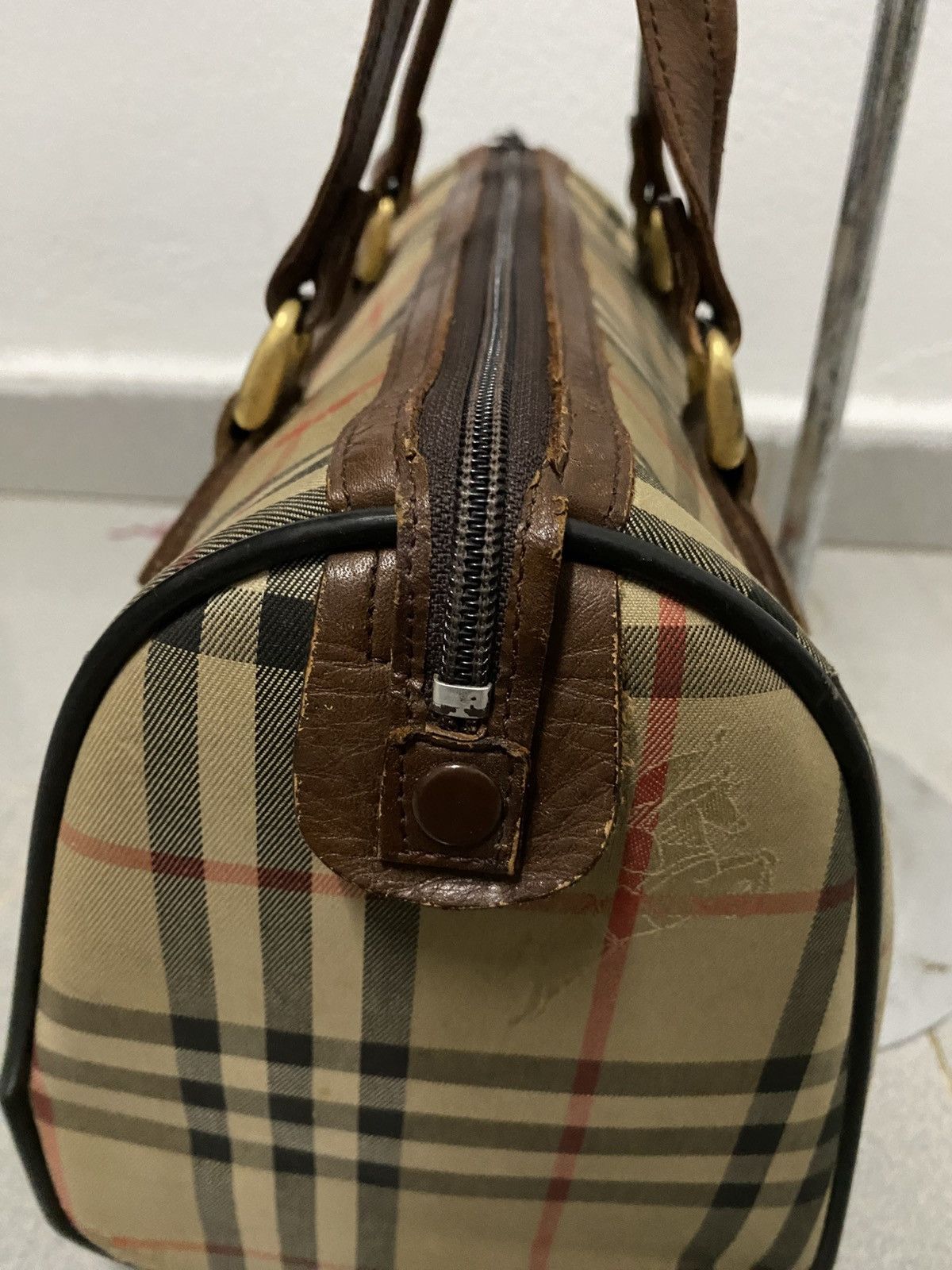 Vintage Vintage Burberrys Novacheck Speedy Handbag Size ONE SIZE - 9 Thumbnail