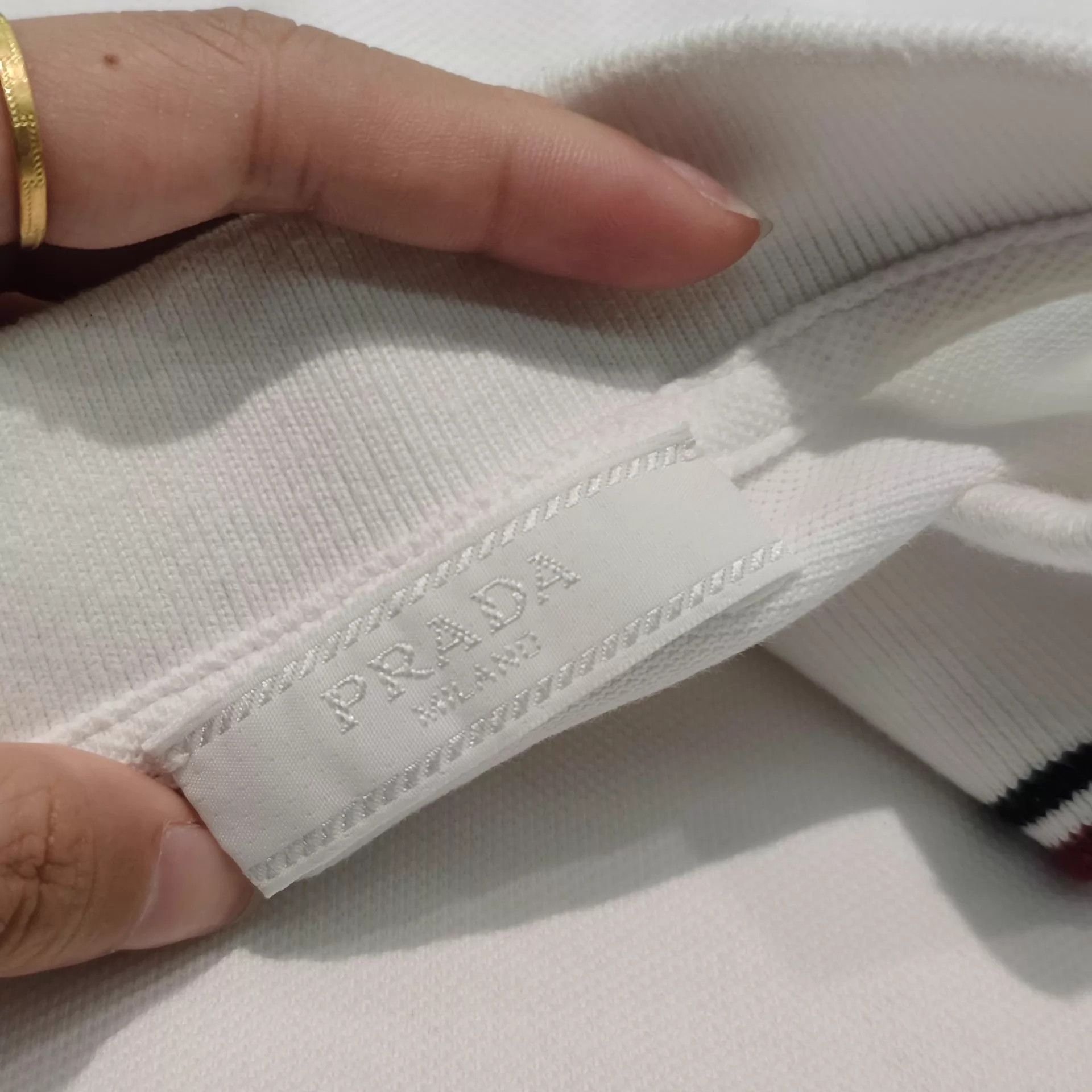Prada Prada White Polo Red/Blue Striped Collar Small Chest Logo S Size US S / EU 44-46 / 1 - 3 Thumbnail