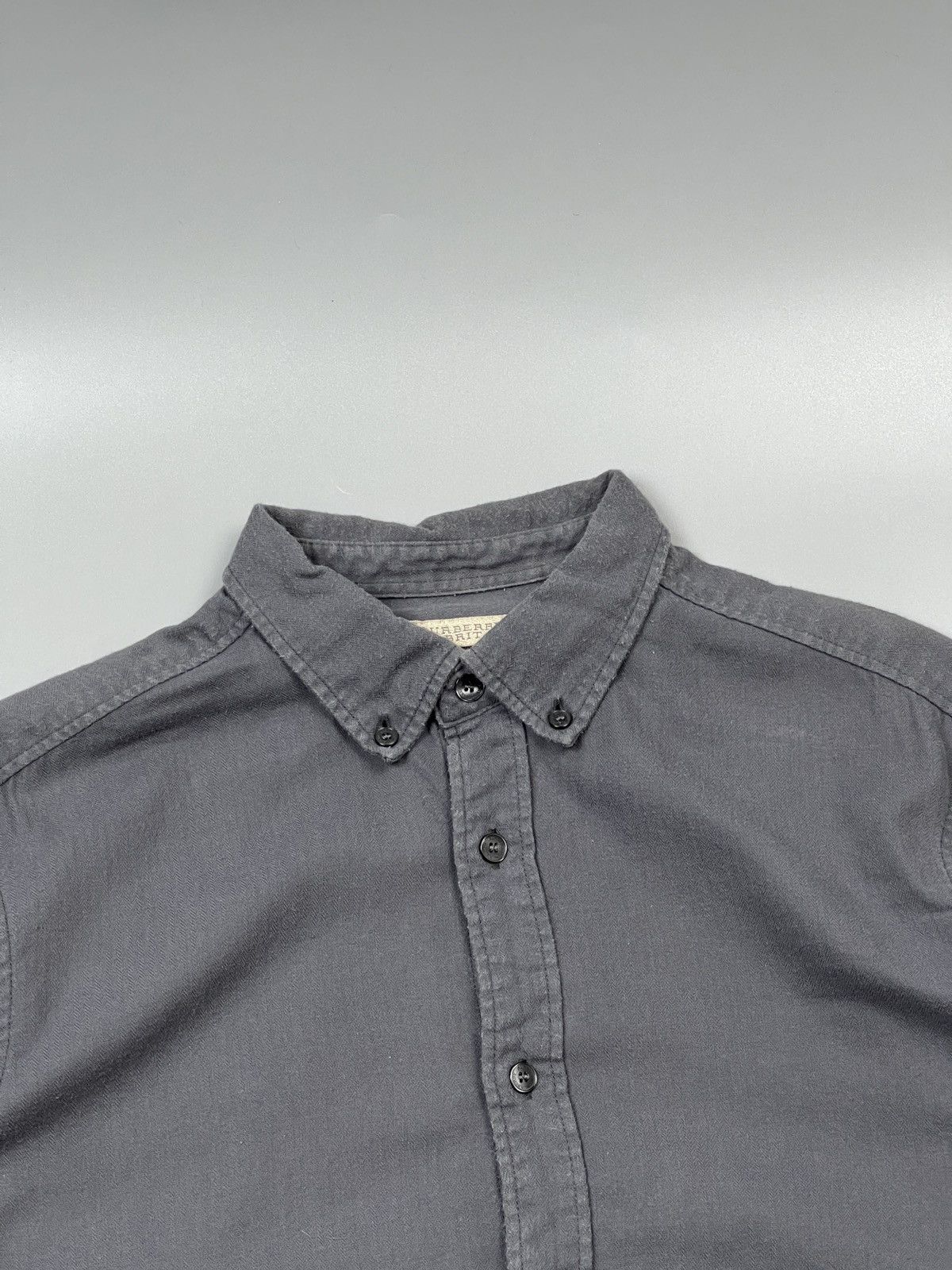 Burberry Burberry Brit Gray Flannel Shirt (Y0438) Size US M / EU 48-50 / 2 - 3 Thumbnail