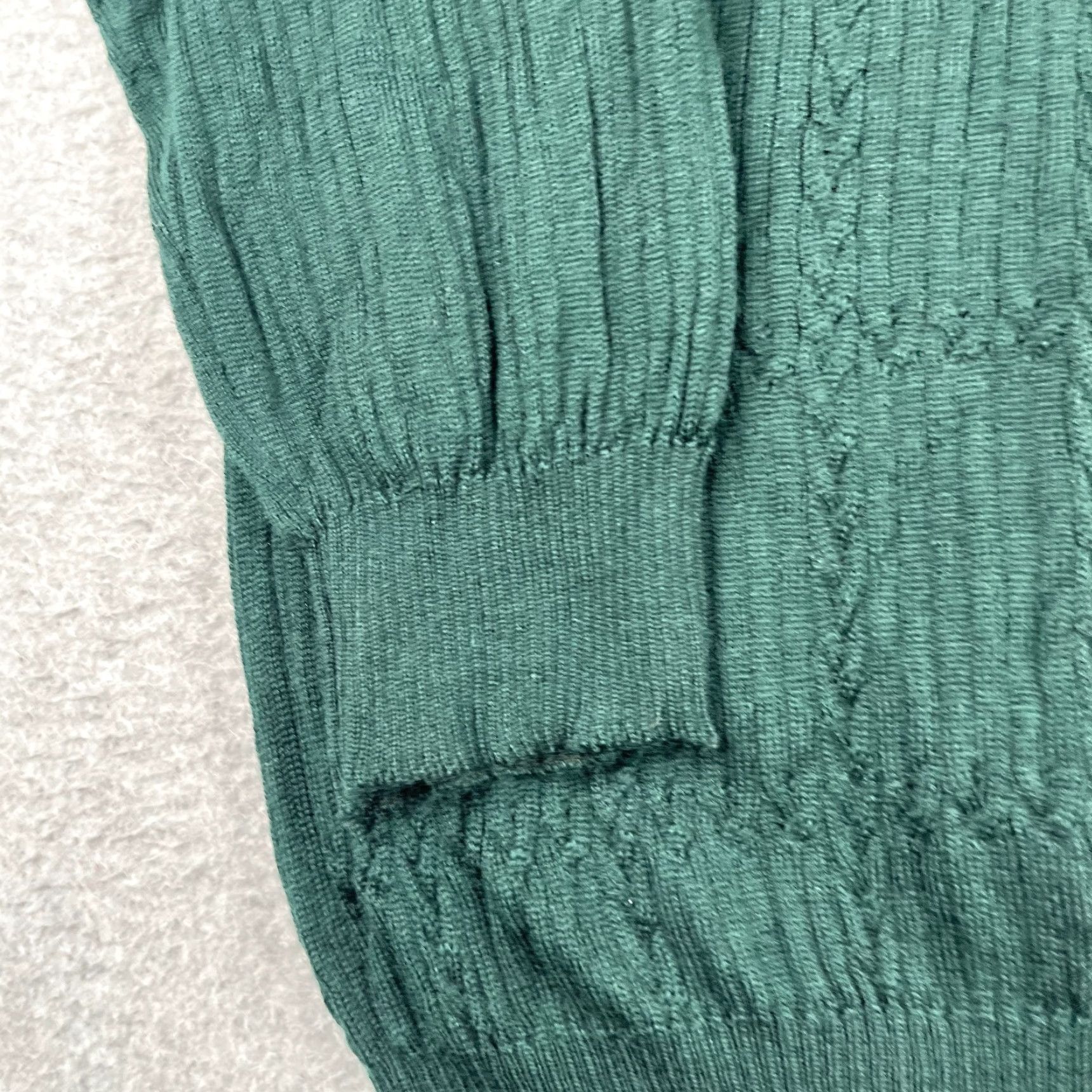 Vintage Cellinni Mirino Wool Knit Sweater XL Green V Neck Long Sleeve Italy Made Mens Size US XL / EU 56 / 4 - 2 Thumbnail