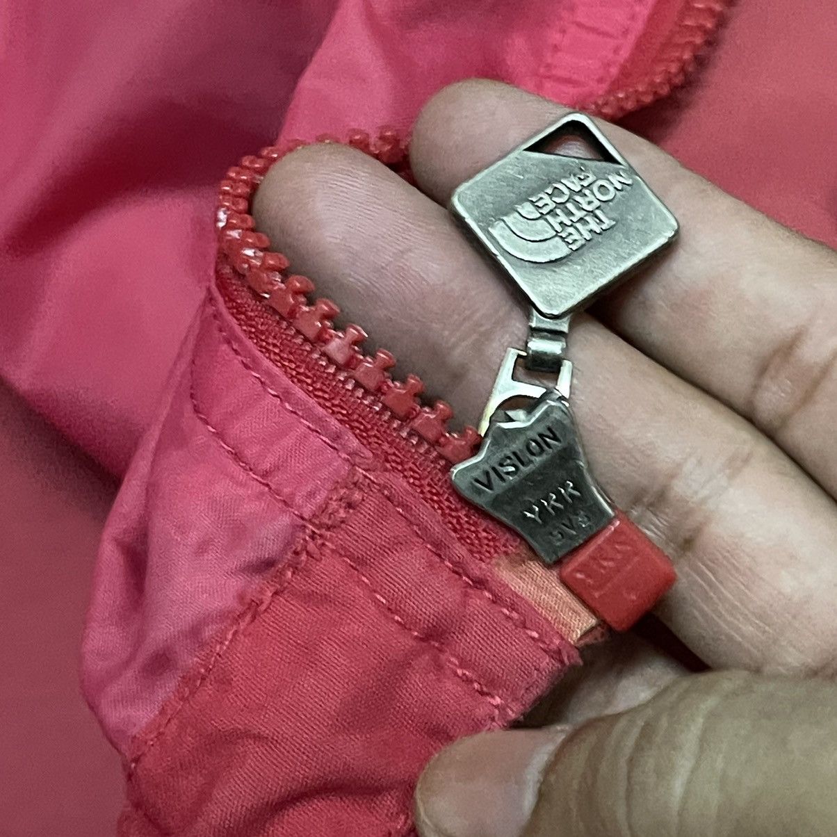 The North Face Vintage TNF The North Face Hooded Jacket Size US L / EU 52-54 / 3 - 14 Thumbnail