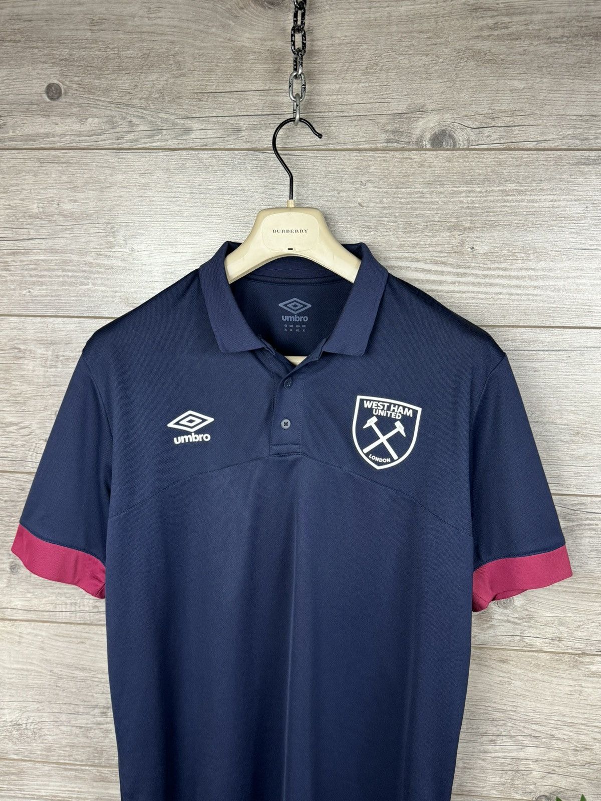 Umbro UMBRO West Ham United FC Short Sleeve T-Shirt Size XL Size US XL / EU 56 / 4 - 4 Thumbnail