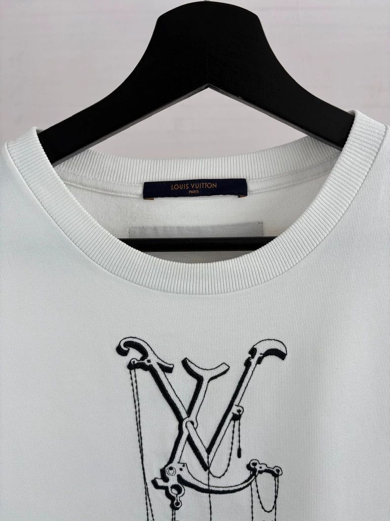 Louis Vuitton Louis Vuitton Short Sleeve Logo T -2505 Size US S / EU 44-46 / 1 - 4 Thumbnail