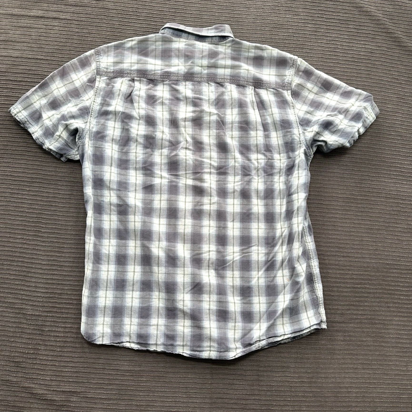 Carhartt Carhartt Shirt Men Medium Plaid Short Sleeve Button-Up Workwear Outdoor Size US M / EU 48-50 / 2 - 2 Thumbnail