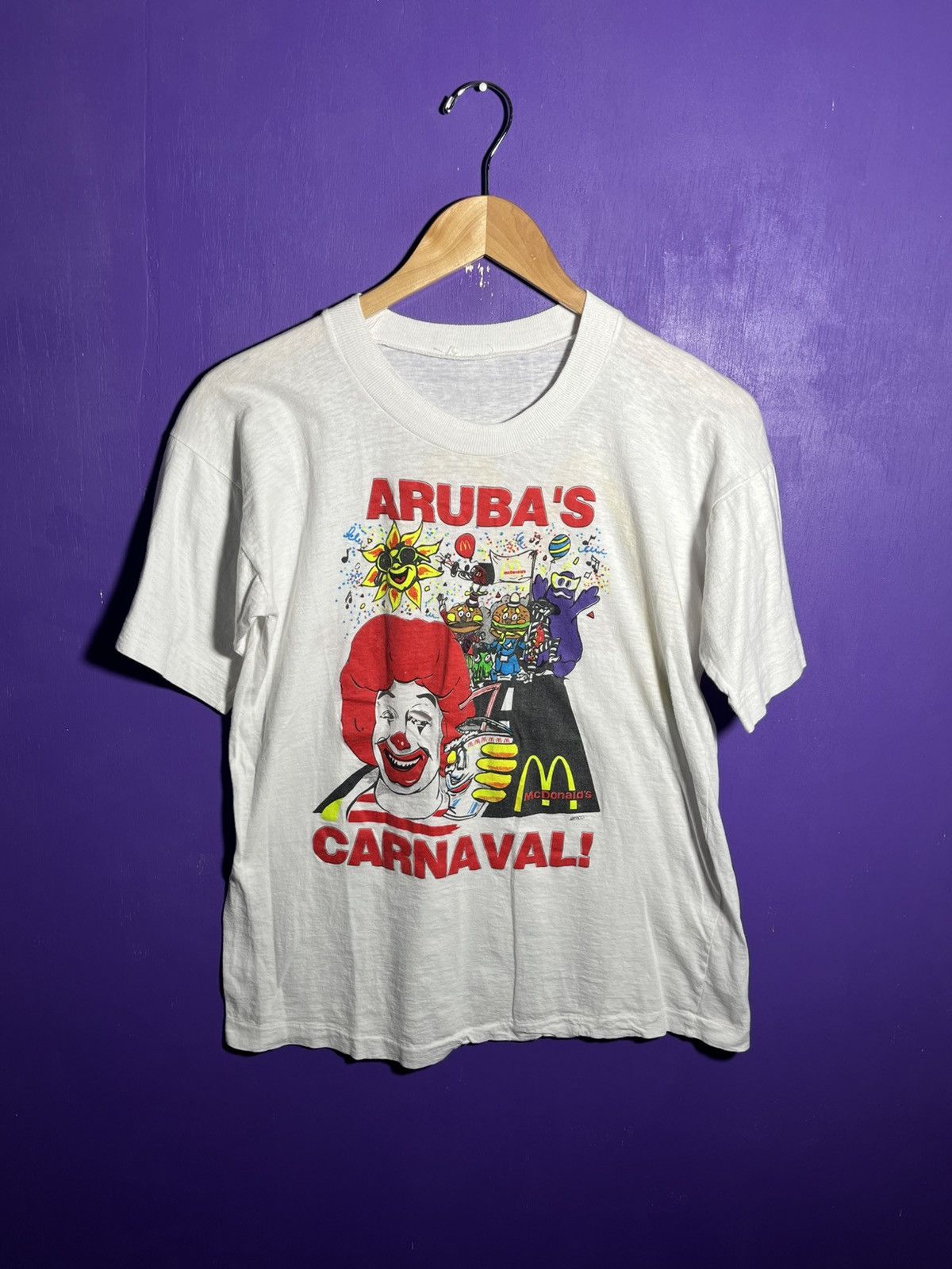 Vintage Vintage 80s McDonald’s Arubas carnaval t-shirt Size US M / EU 48-50 / 2 - 1 Thumbnail
