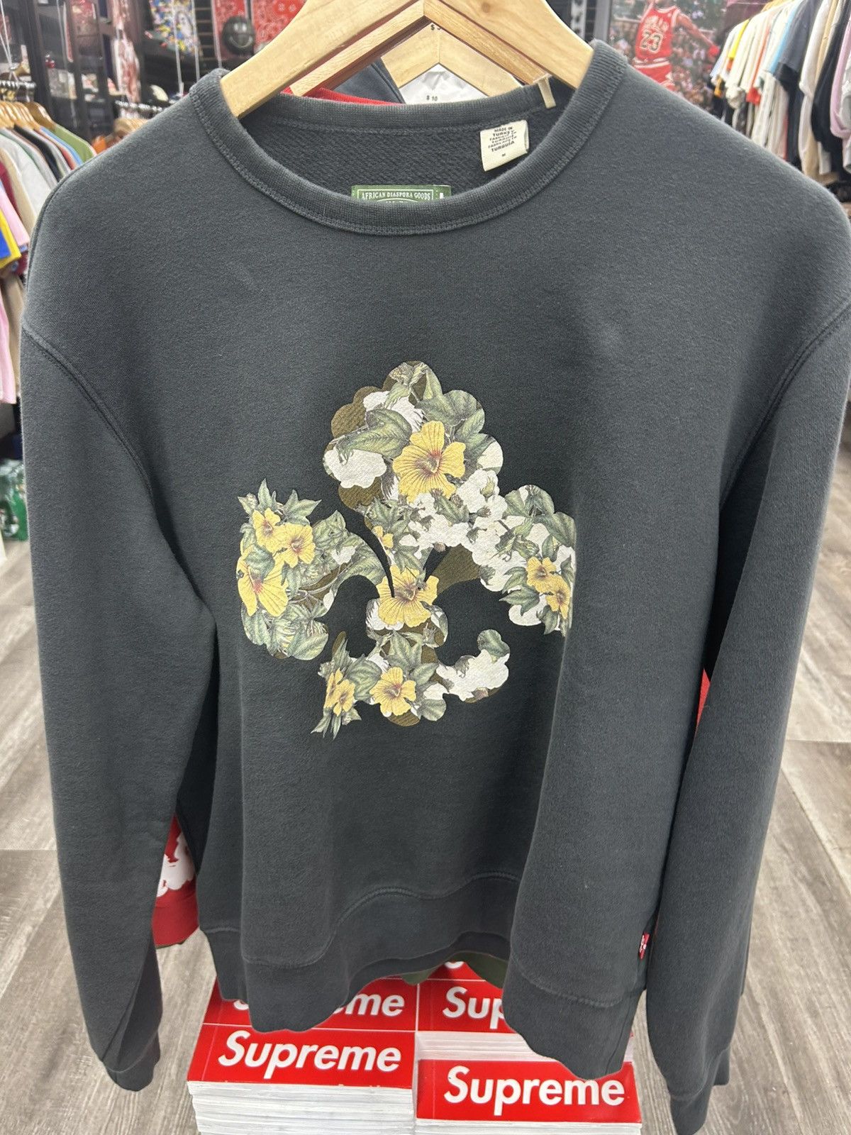 DENIM TEARS × Levi's Denim Tears x Levi’s Cotton Fleur De-Lis Crewneck... Size US M / EU 48-50 / 2 - 1 Thumbnail