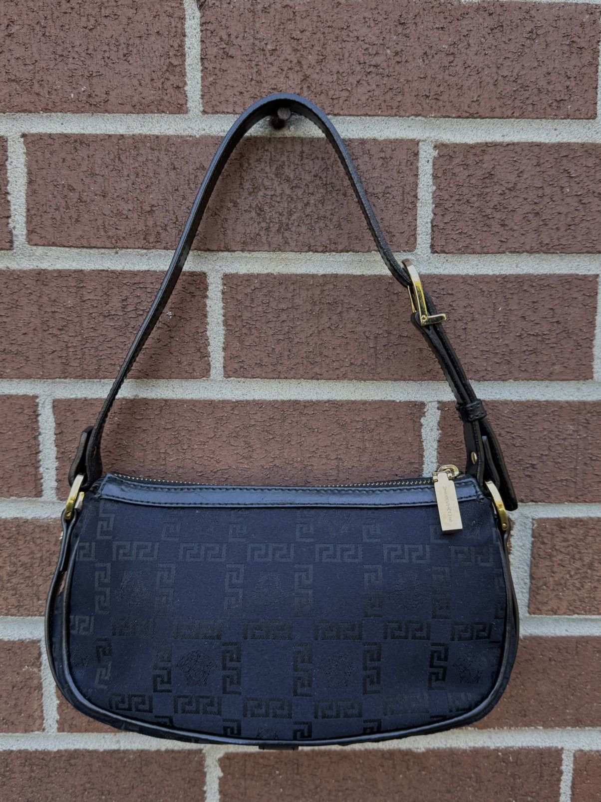 Versace Versace Vintage Bag Authentic Size ONE SIZE - 1 Thumbnail