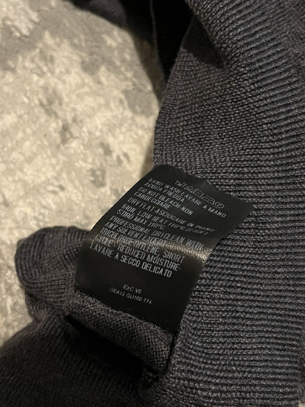 Gucci Gucci V-neck Sweater Size US XL / EU 56 / 4 - 5 Thumbnail