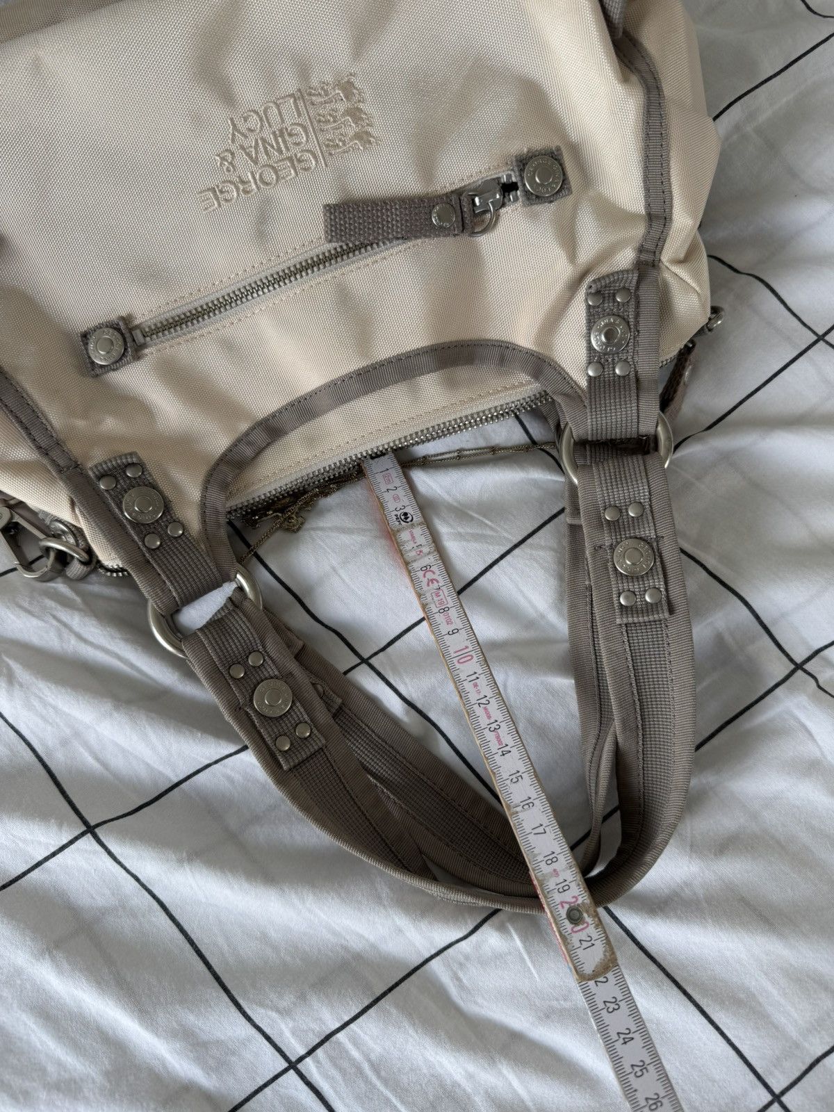 George Gina & Lucy × Japanese Brand Very Rare George Gina & lucy Y2k Alyx Bag Crossbody Handbag Size ONE SIZE - 24 Thumbnail