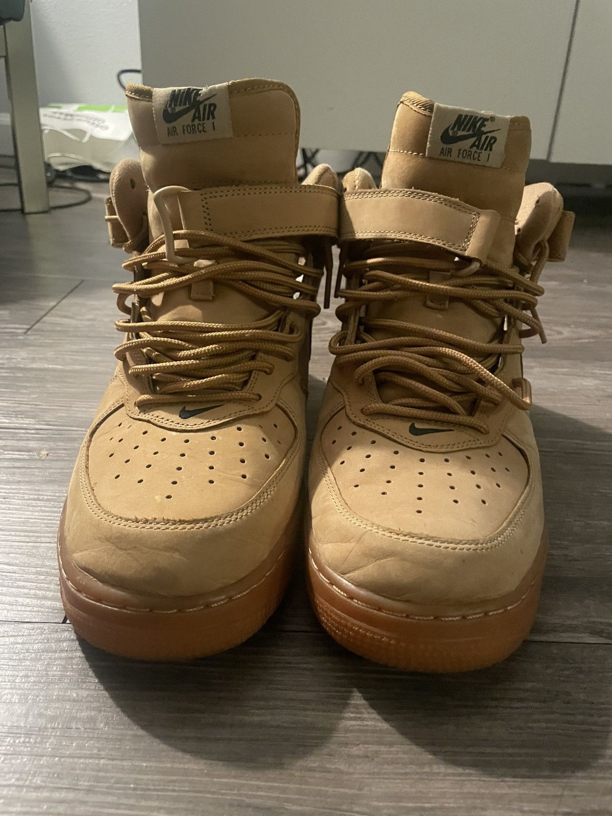 Nike Air Force 1 “Flax” Mid Size 11.5 Size US 11.5 / EU 44-45 - 7 Thumbnail