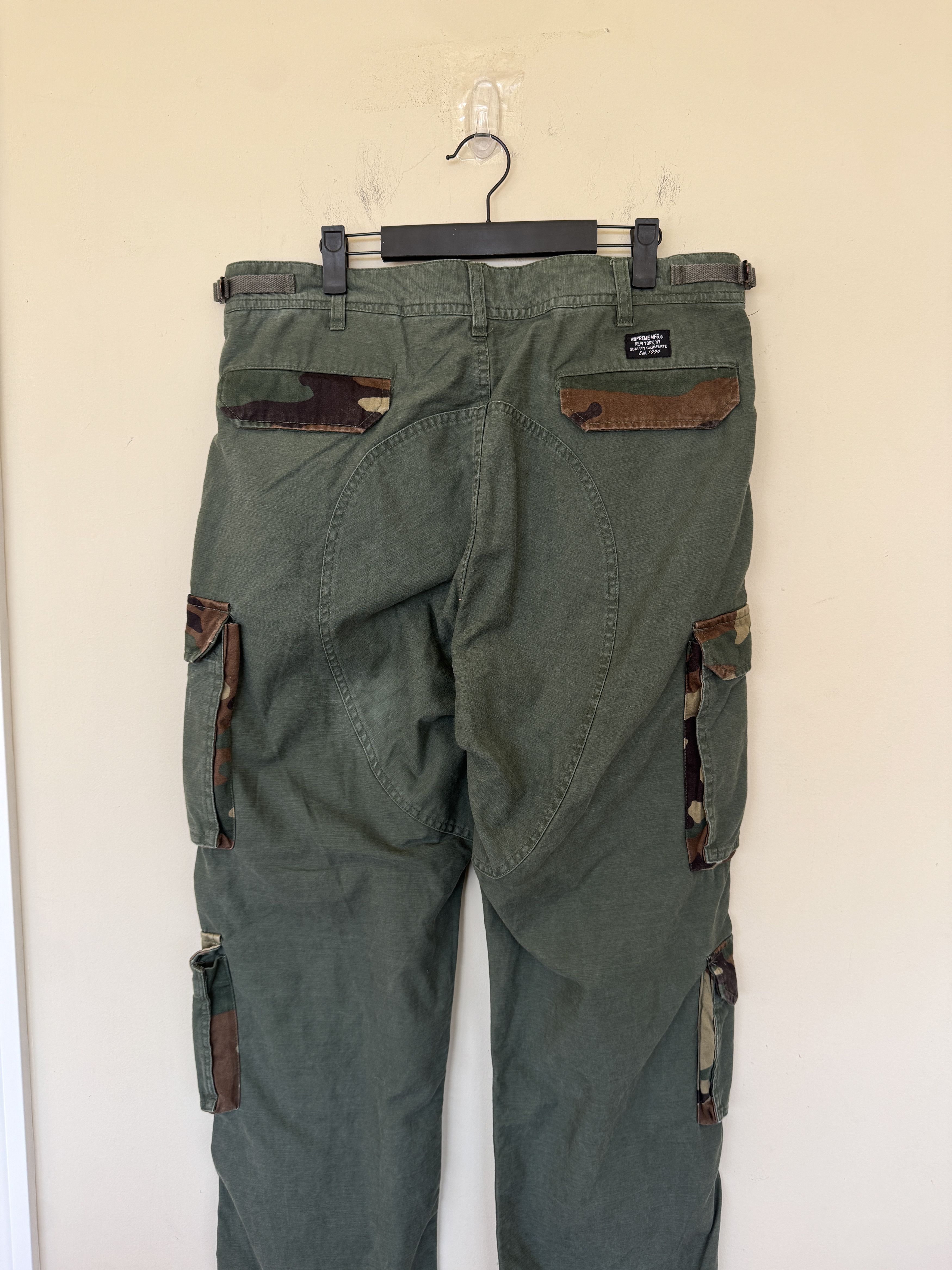 Supreme Supreme Green Cargos Size US 34 / EU 50 - 8 Thumbnail
