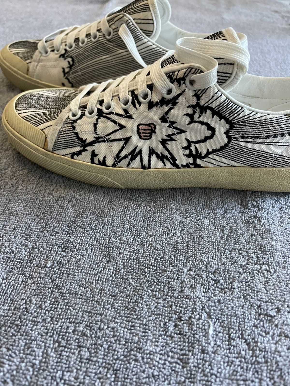 Yves Saint Laurent Saint Laurent Paris Solaris Tela pow Size US 7.5 / IT 37.5 - 2 Thumbnail