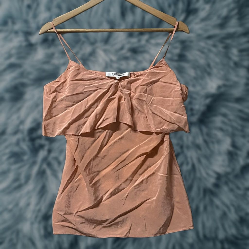 Diane von Furstenberg Diane von Furstenberg Silk Blouse Short Sleeve Button Front Women Medium Salmon Blouse Designer Regular Fit Size M / US 6-8 / IT 42-44 - 1 Thumbnail