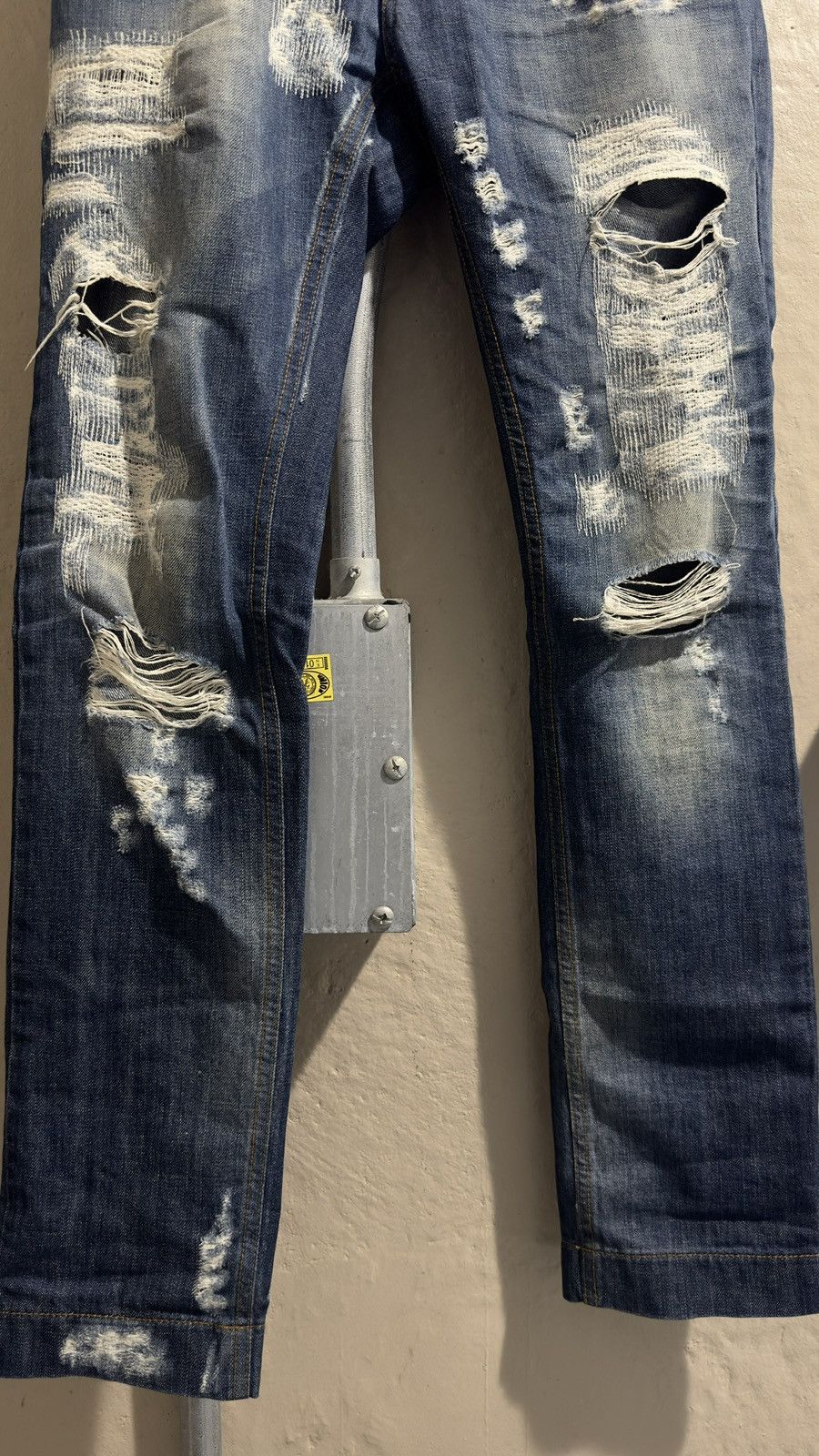 Dolce & Gabbana Dolce&Gabbana damage repair denim gold silver plaque Size US 30 / EU 46 - 5 Thumbnail