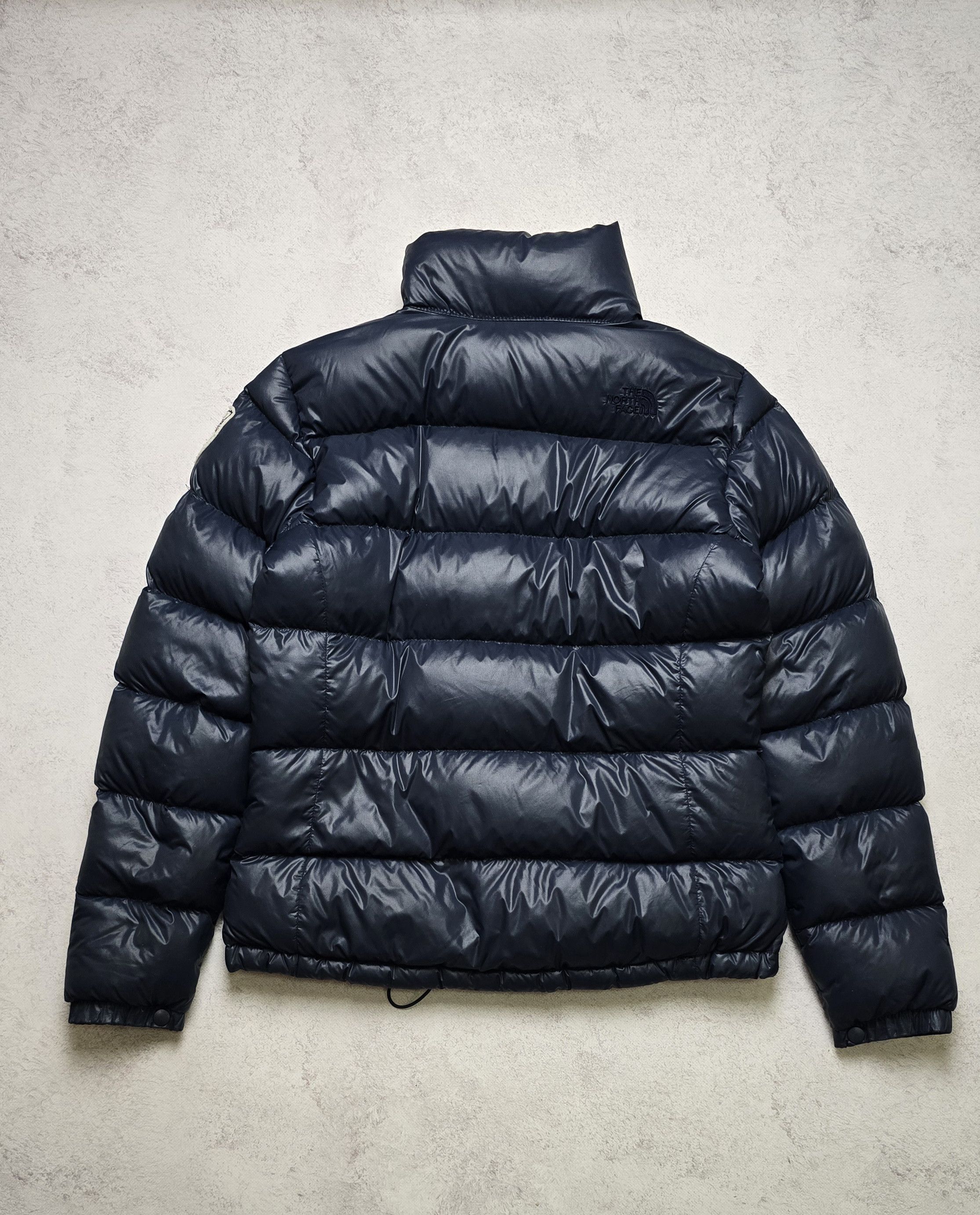 The North Face Vintage The North Face 700 Nuptse Puffer Jacket Down Coat Size M / US 6-8 / IT 42-44 - 4 Thumbnail