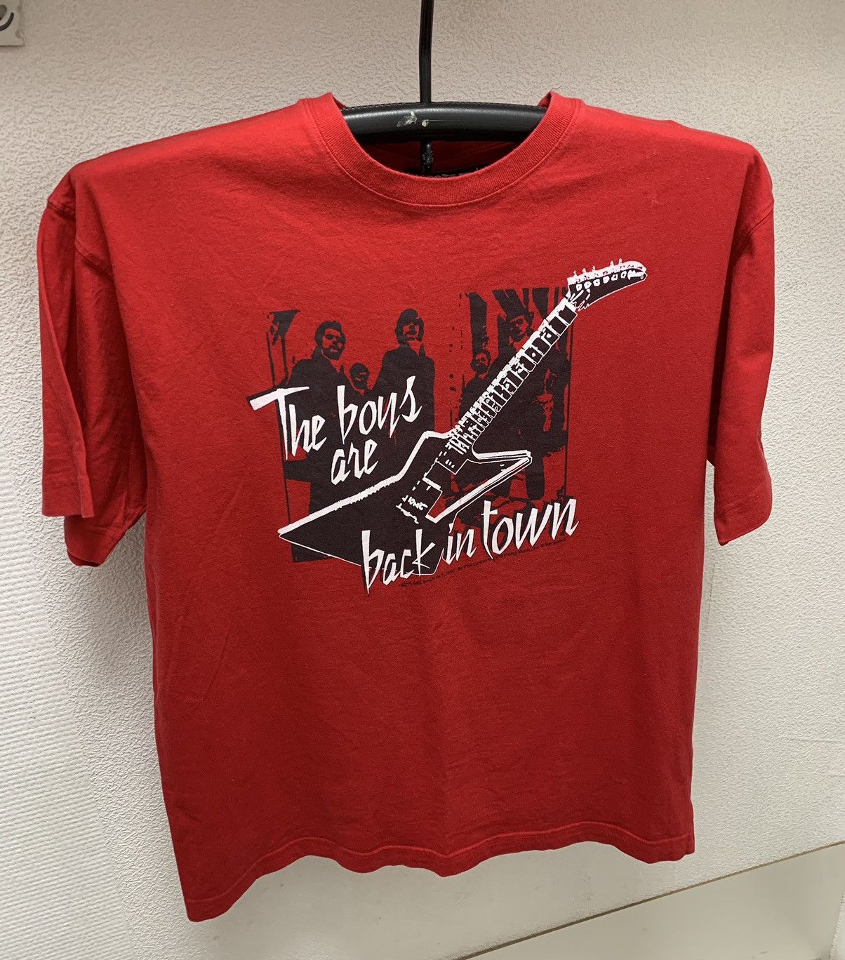Band Tees The boys are back in town vintage red t-shirt L sz Size US L / EU 52-54 / 3 - 1 Thumbnail