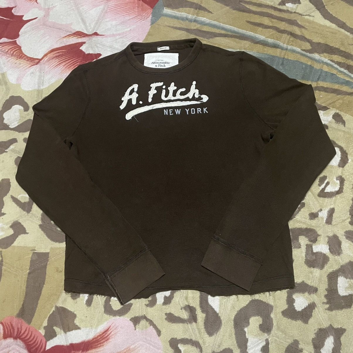 Abercrombie & Fitch Vintage Abercrombie & Fitch Long Sleeve Tee Size US XL / EU 56 / 4 - 1 Thumbnail