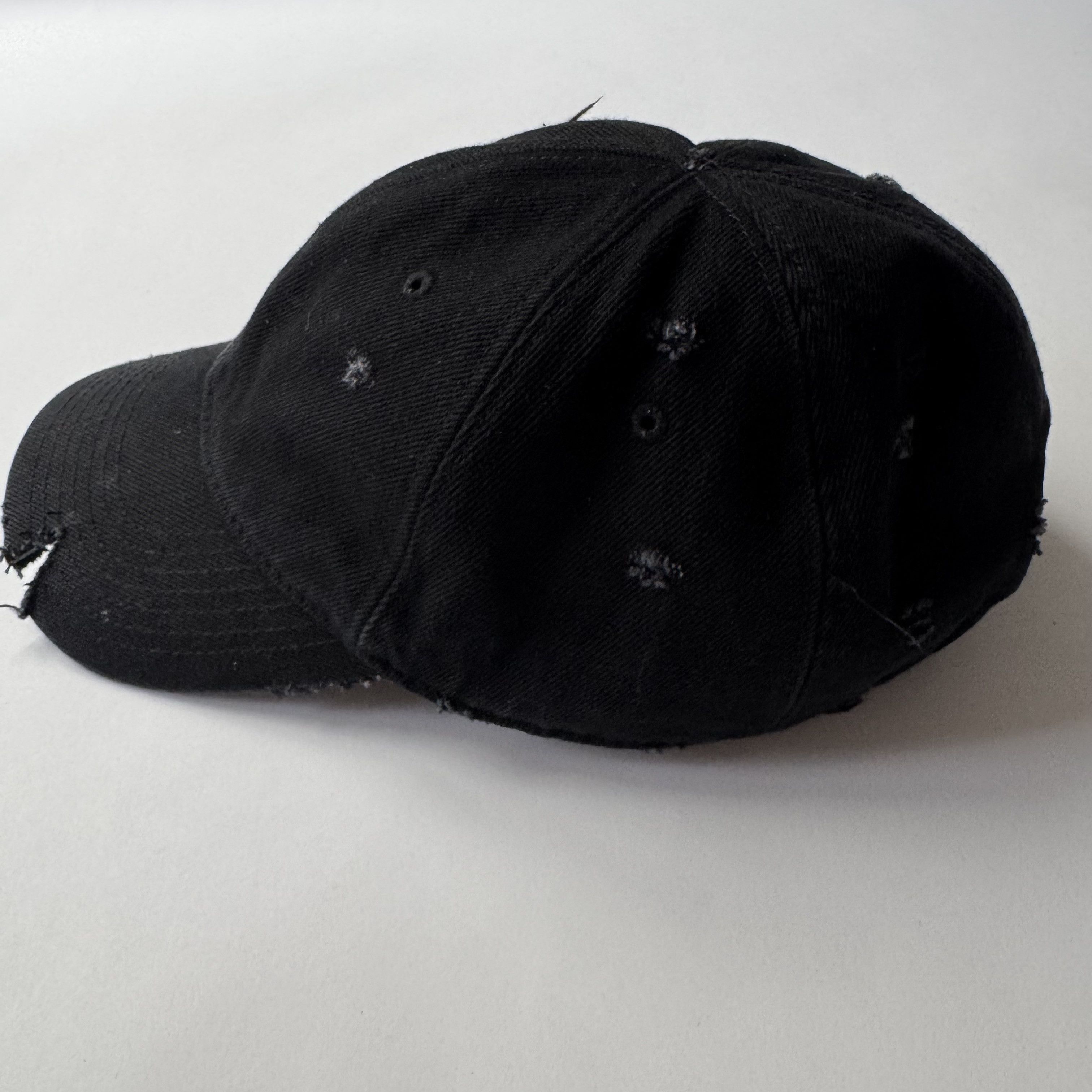 PROJECT G/R Project G/R Distressed Cap Size ONE SIZE - 8 Thumbnail