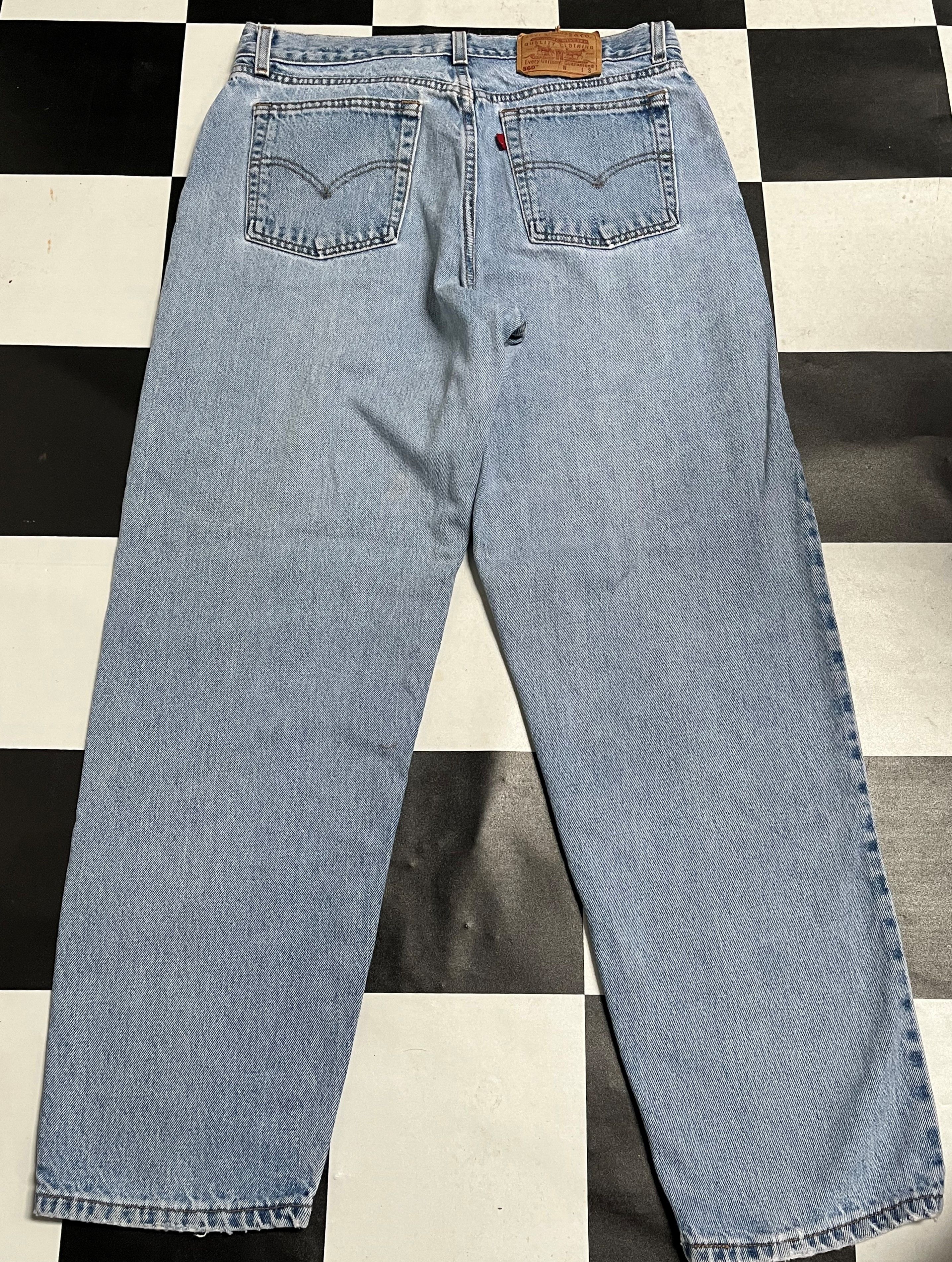 Levi's Vintage Levis 560 Loose Fit Straight Leg Jeans -L194 Size US 33 - 2 Thumbnail