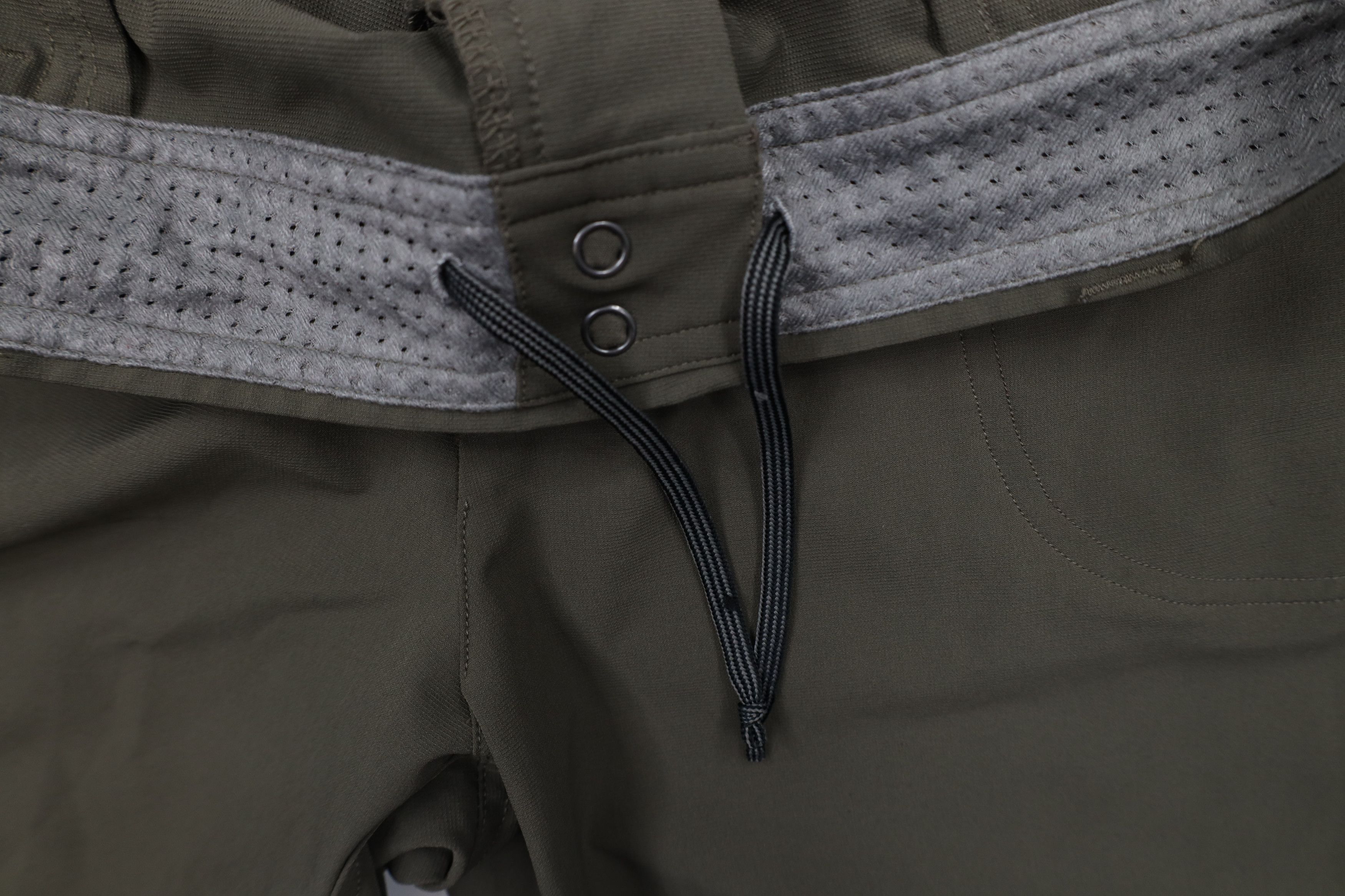 The North Face × Vintage The North Face Stretch Almatta Hiking Cargo Pants Green Size 38" / US 16 / IT 52 - 8 Thumbnail