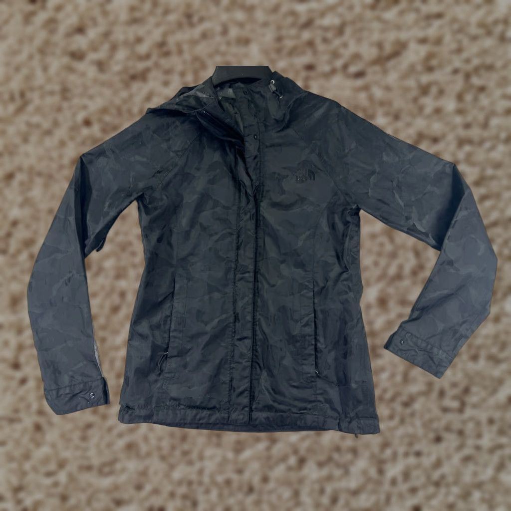 The North Face VINTAGE The North Face Jacket Women S Black Camouflage Full Zip Hooded Windbreaker READ Size S / US 4 / IT 40 - 1 Thumbnail