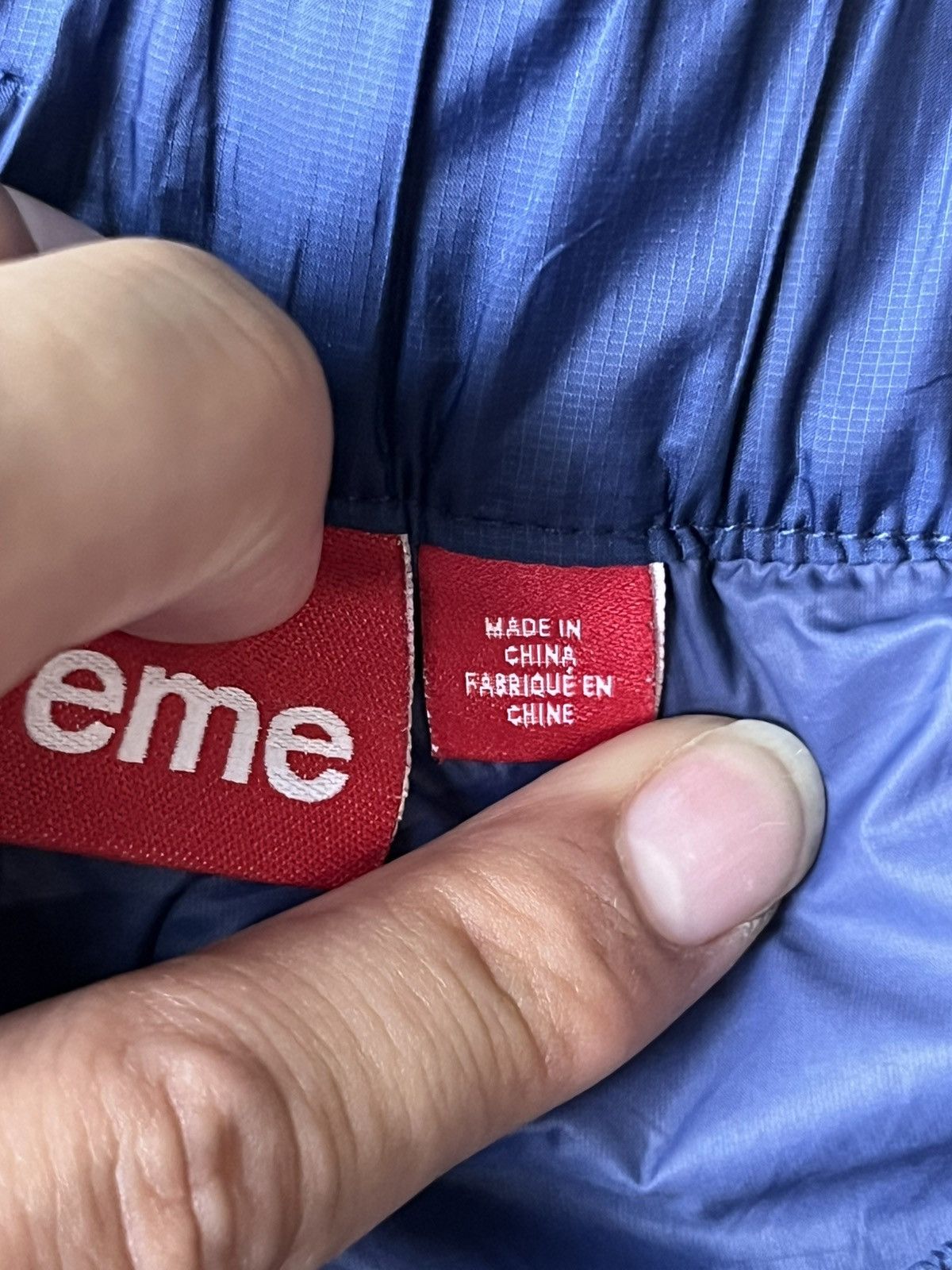 Supreme USED SUPREME MICRO DOWN SET PUFFER AND PANTS “NAVY” SIZE L&M Size US L / EU 52-54 / 3 - 21 Thumbnail