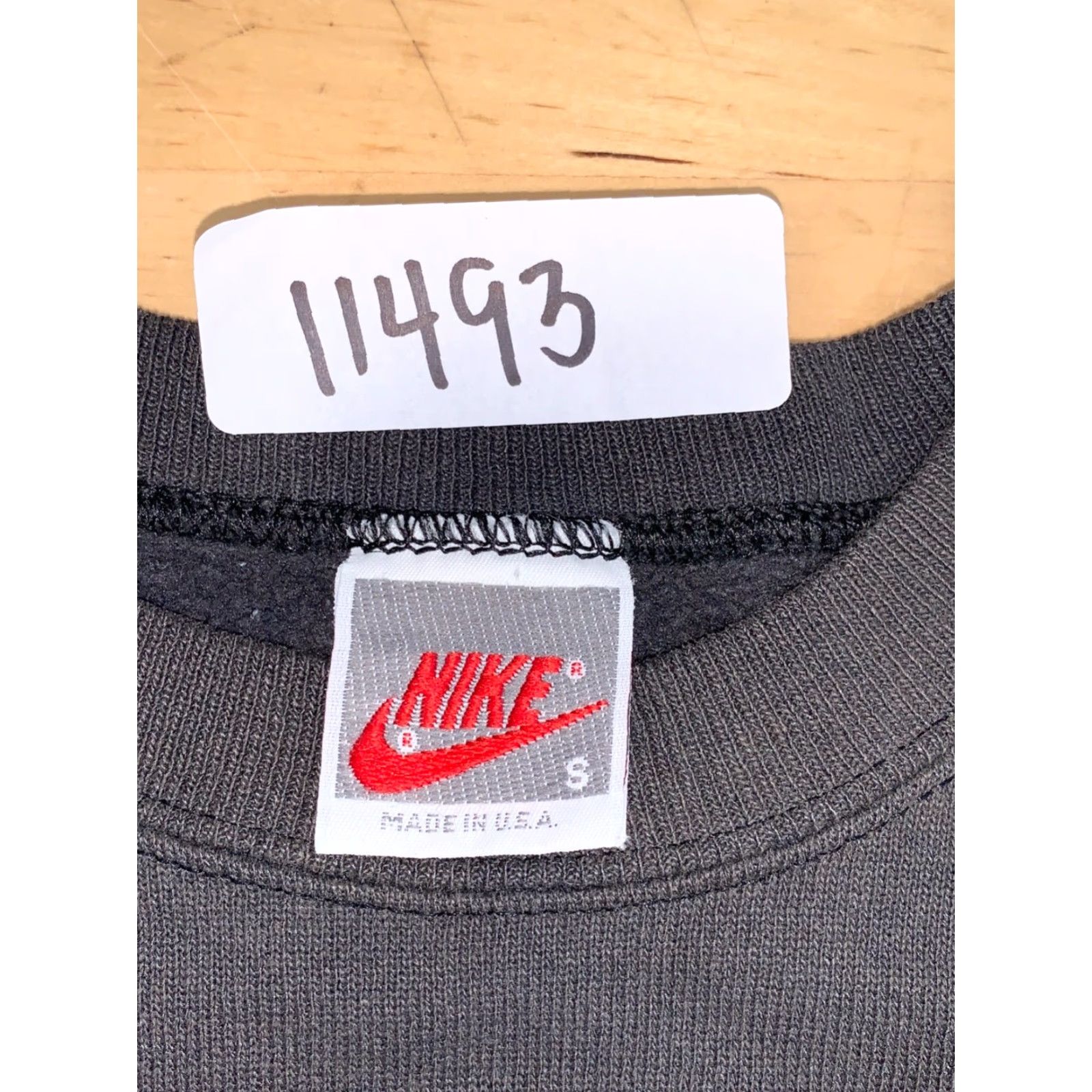 Nike VINTAGE Nike Just Do It Sweatshirt Mens S Black Pullover Crew Neck 80s USA Size US S / EU 44-46 / 1 - 2 Thumbnail