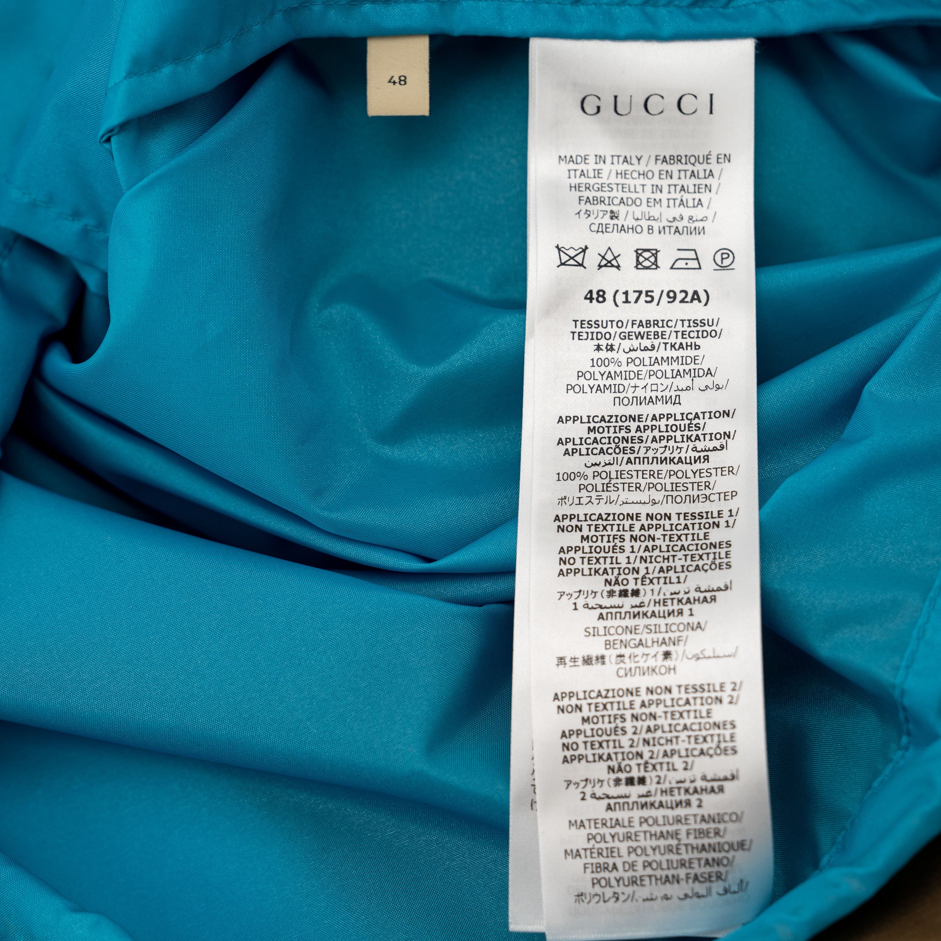 Gucci 48 M Gucci Hooded Block Jacket Windbreaker Blue Beige Red Size US M / EU 48-50 / 2 - 12 Thumbnail