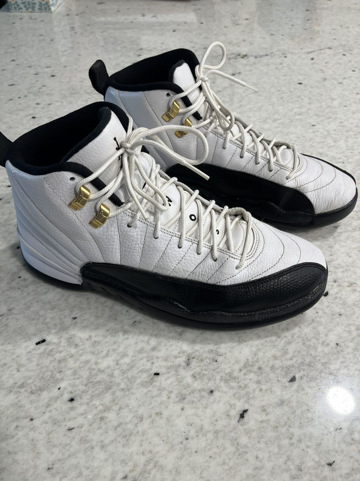 Jordan Brand Jordan 12 Retro Taxi 2013 Release Size US 10 / EU 43 - 1 Thumbnail