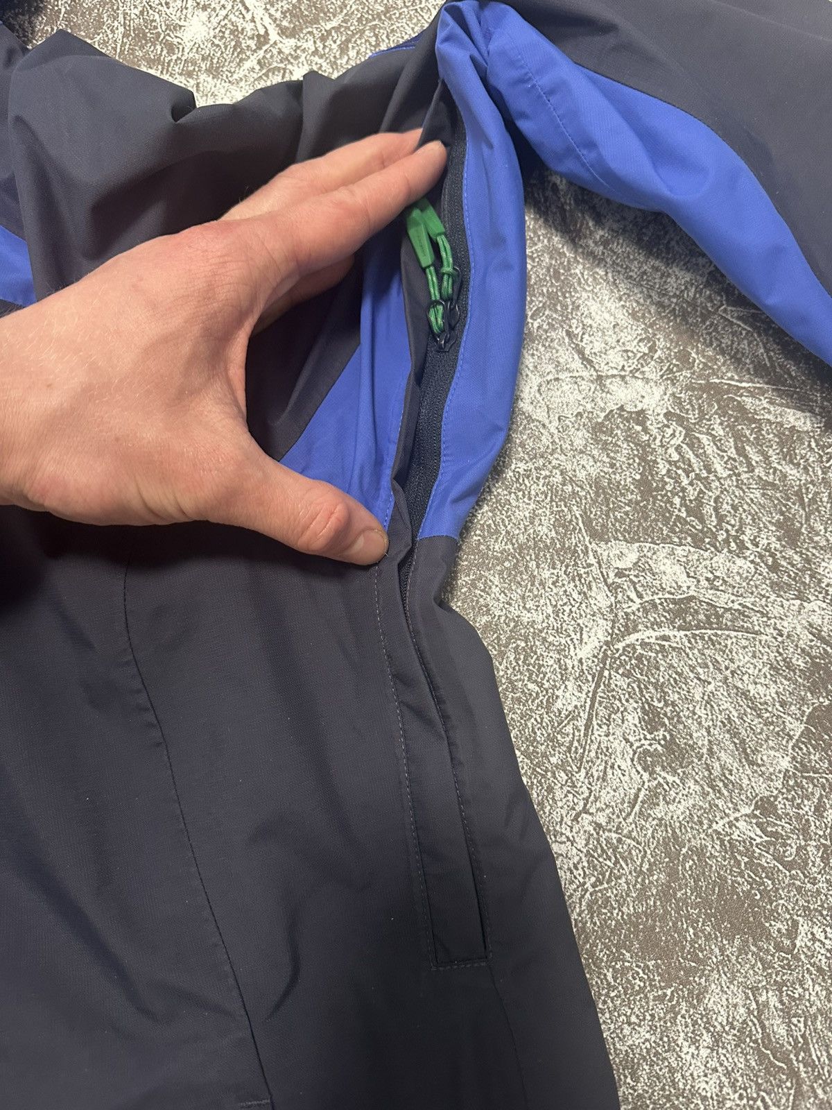 Mammut Mammut DryTech Jacket Mens Outdoor Mini Logo Size US S / EU 44-46 / 1 - 9 Thumbnail