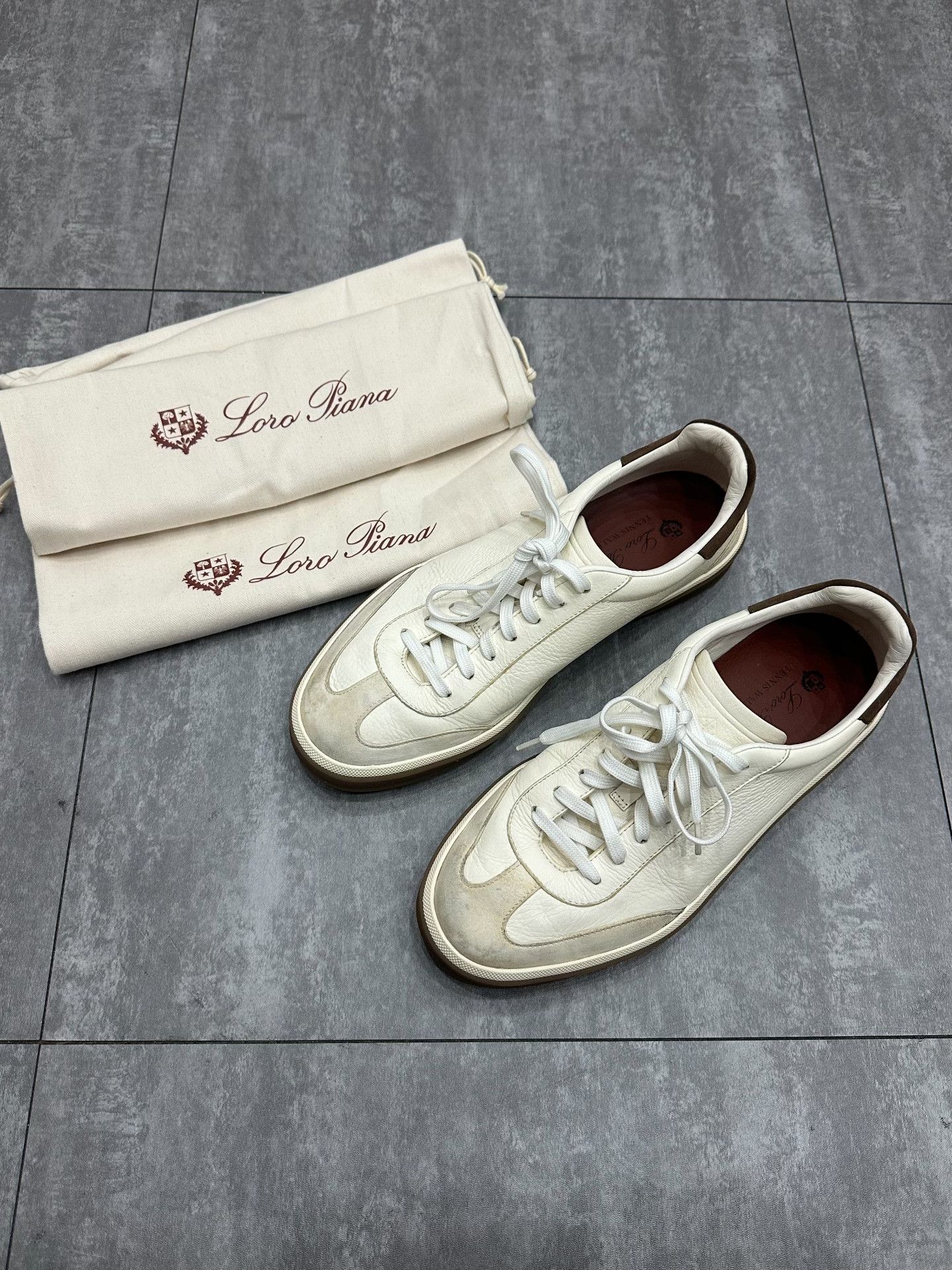 Rick Owens Rick Owens White Lowtop Sneakers 8.5 Men Size US 8.5 / EU 41-42 - 1 Thumbnail